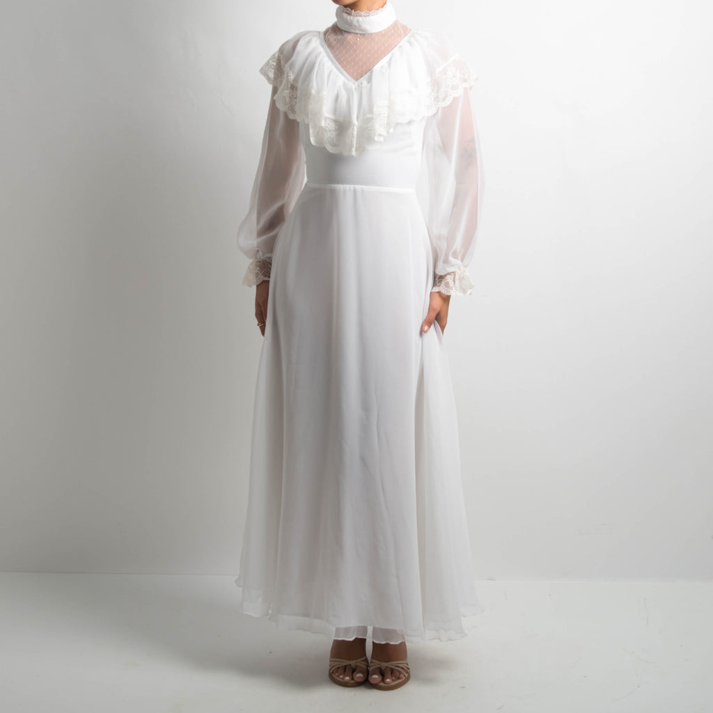 WHITE 70'S PRAIRIE GOWN