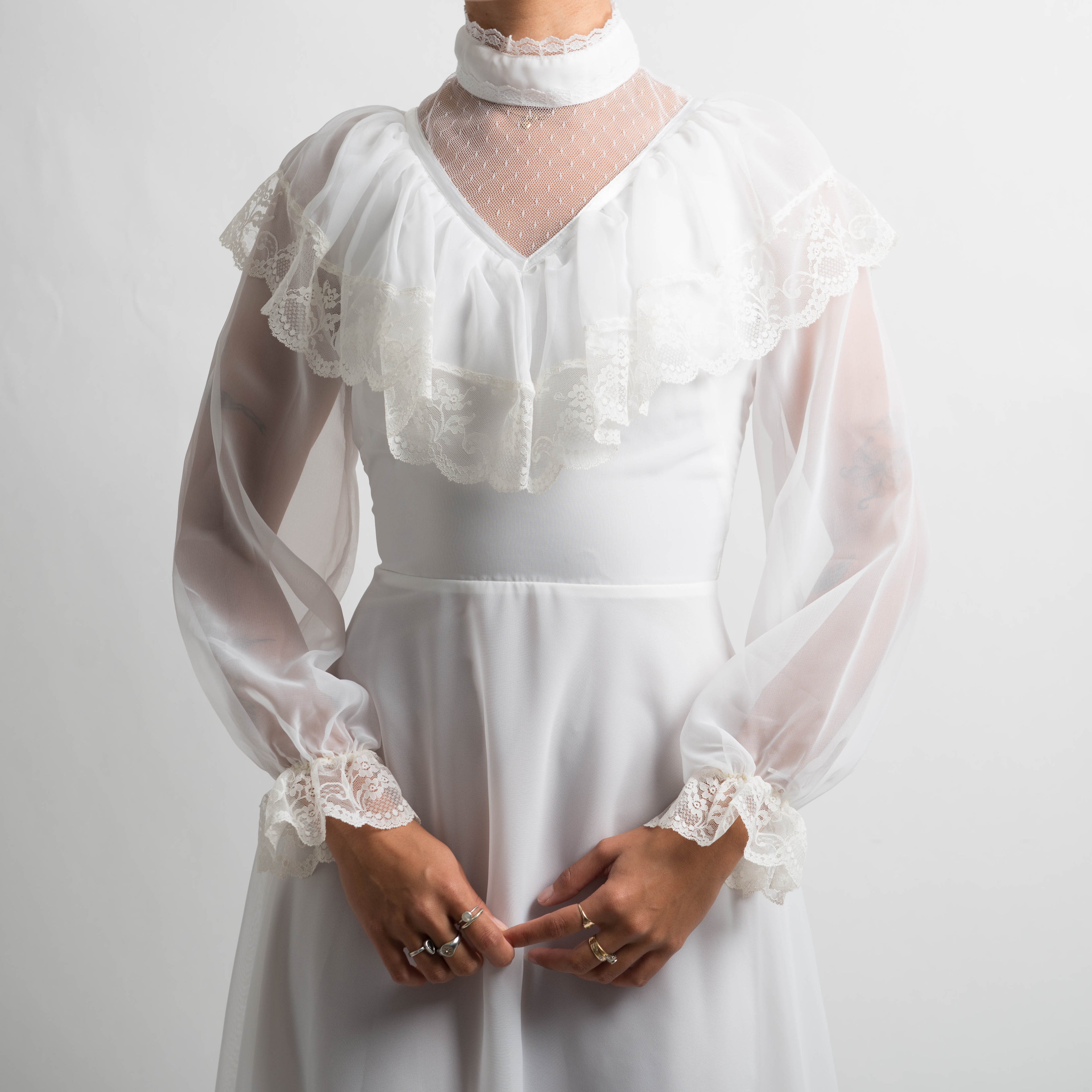 WHITE 70'S PRAIRIE GOWN