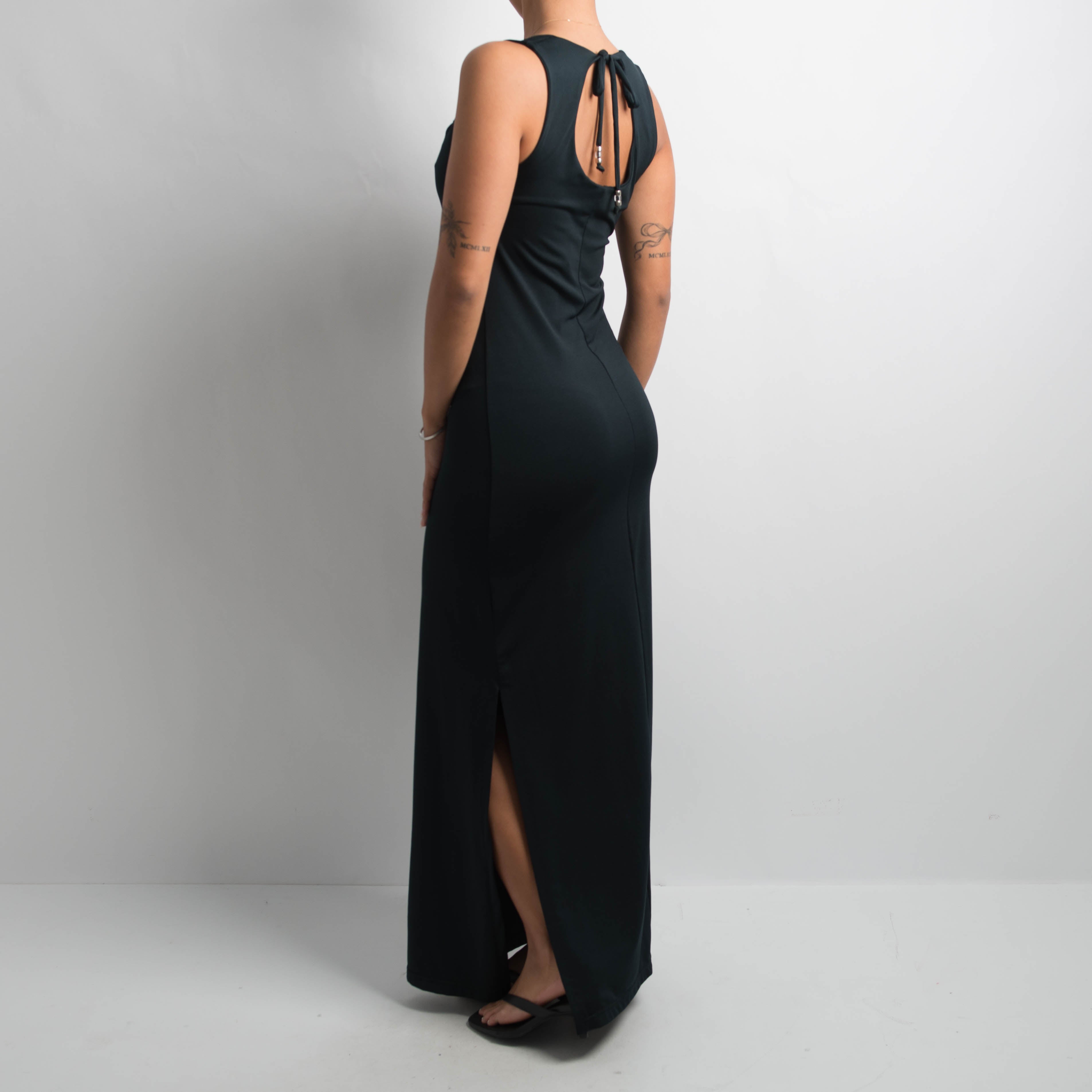 BLACK SQUARE NECK GOWN