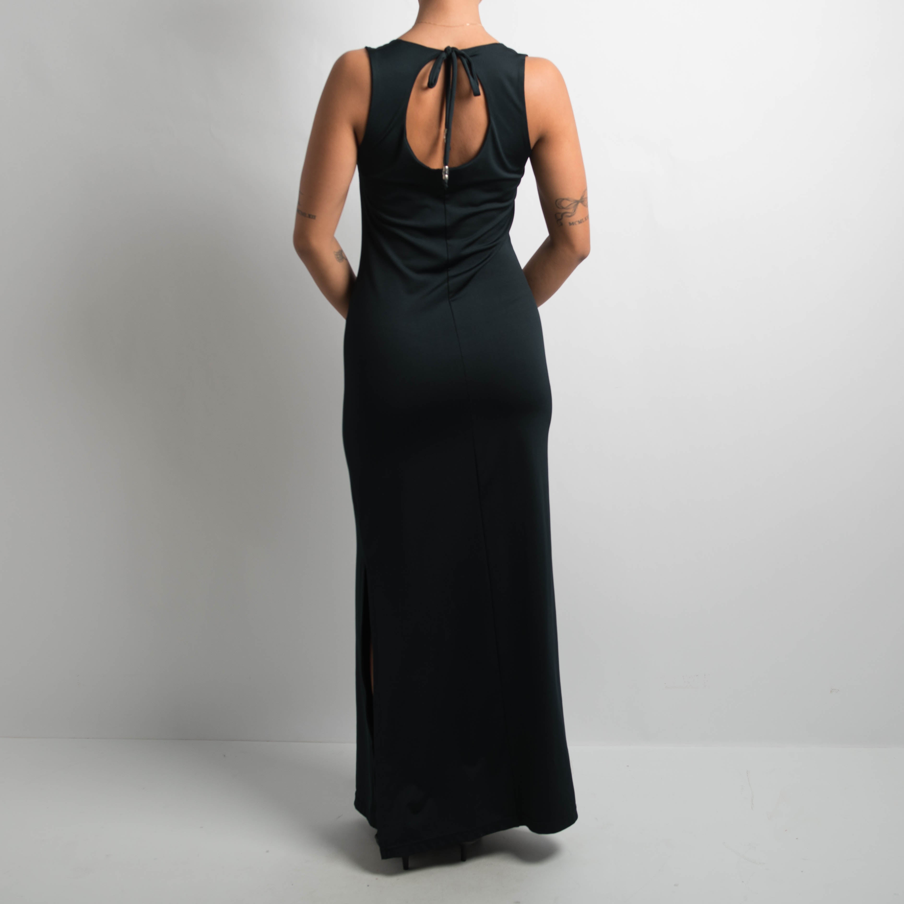 BLACK SQUARE NECK GOWN