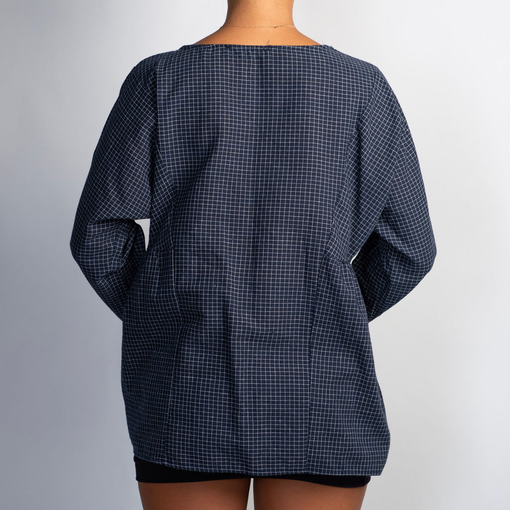 NAVY CHECK LONG SLEEVE TOP