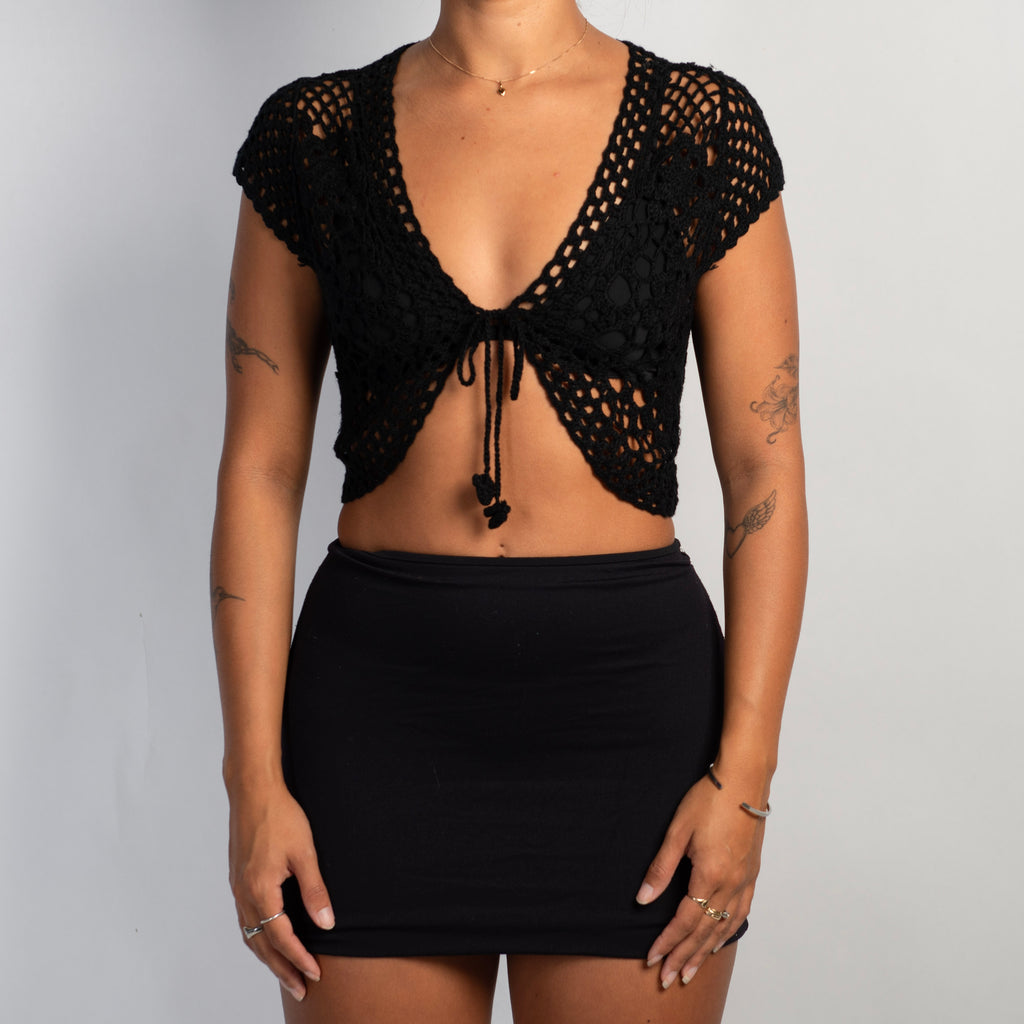 BLACK CROCHET TIE TOP