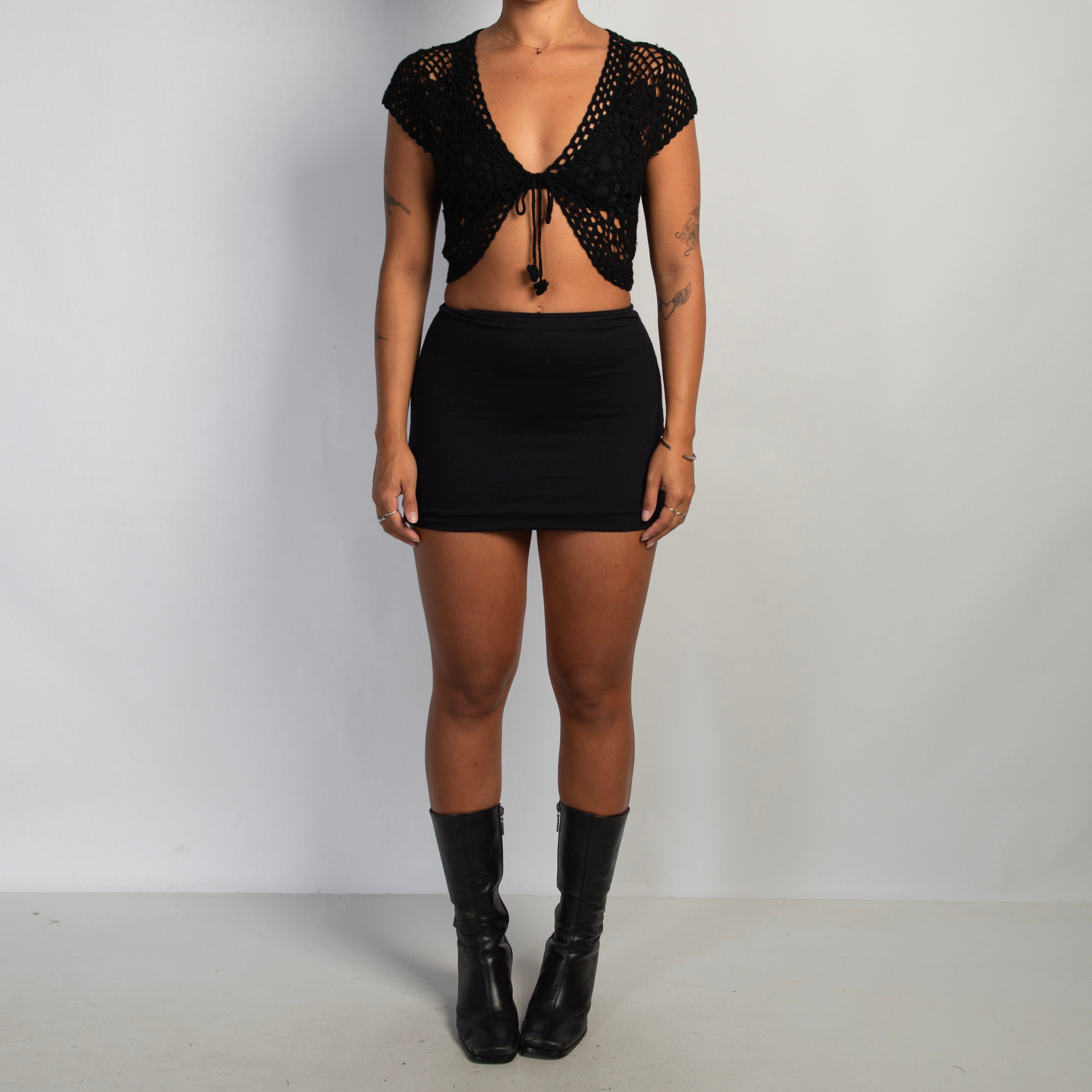 BLACK CROCHET TIE TOP