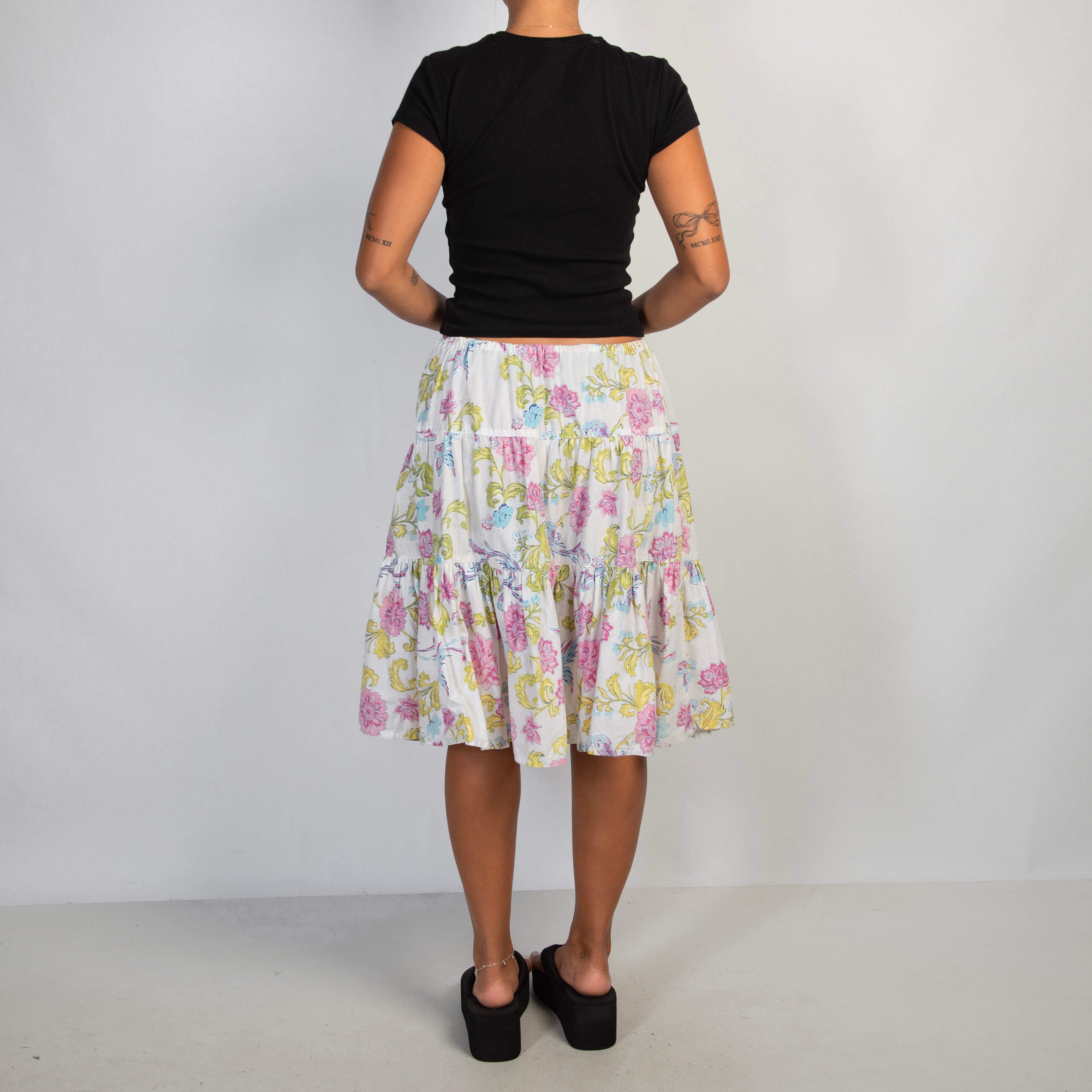 TIERED FLORAL SKIRT