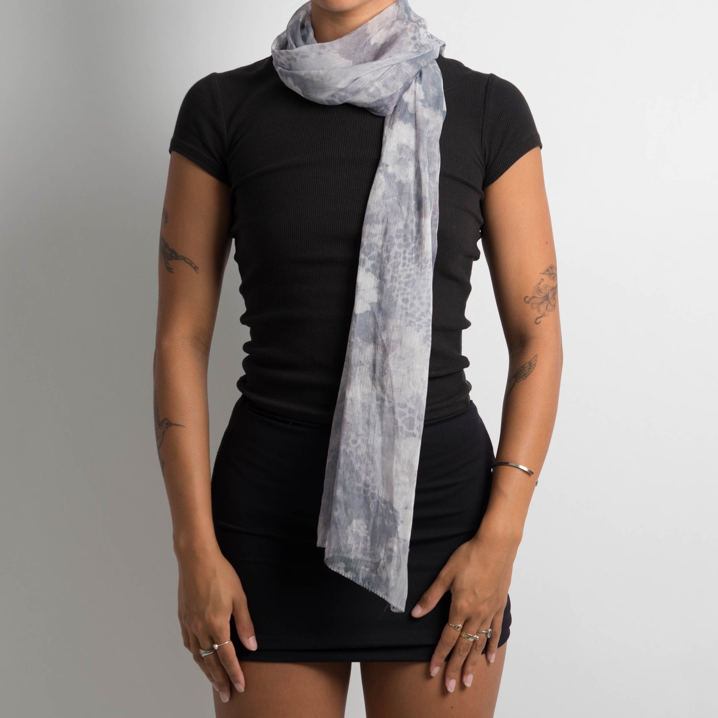 GREY SHEER SCARF