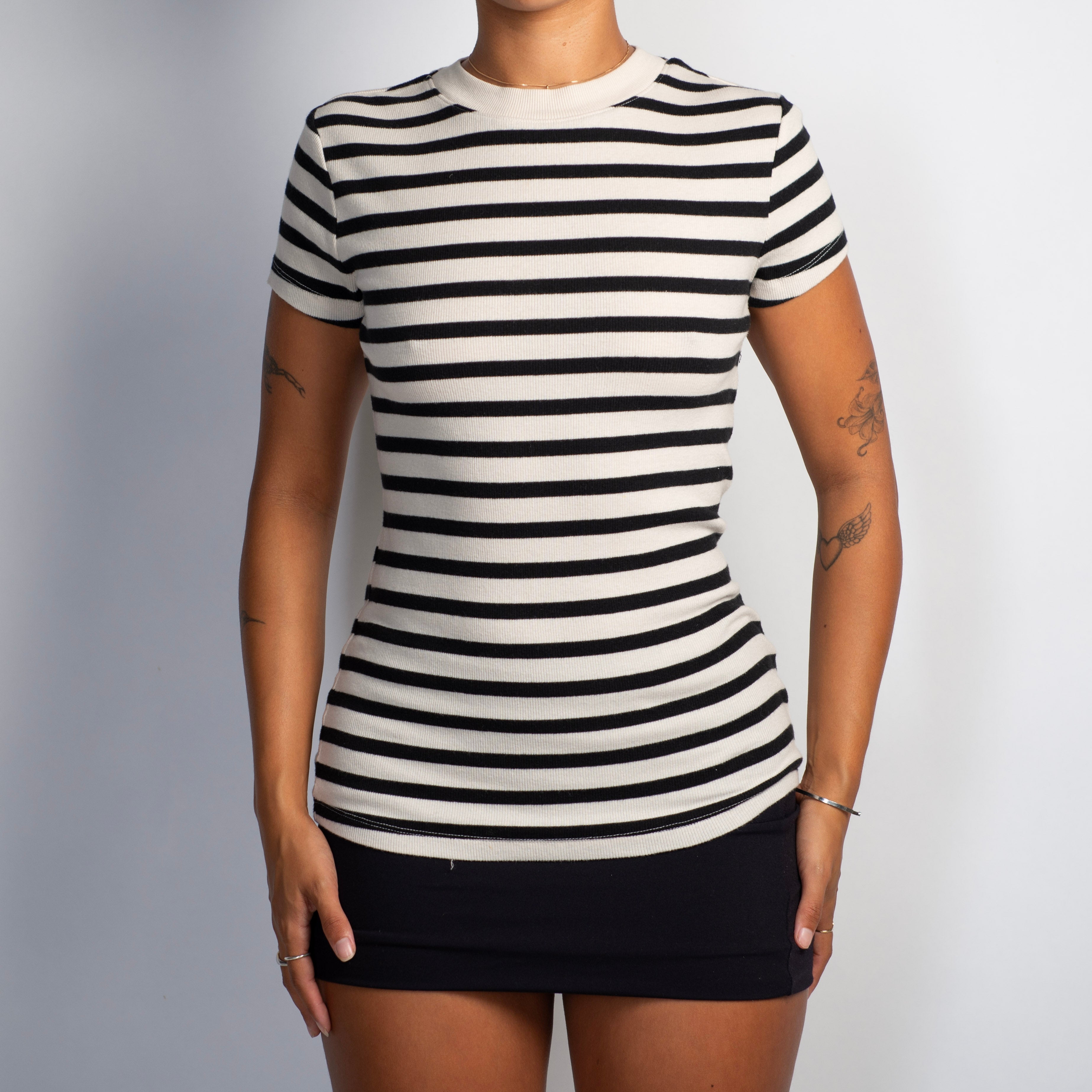 CREAM STRIPE KNIT TOP