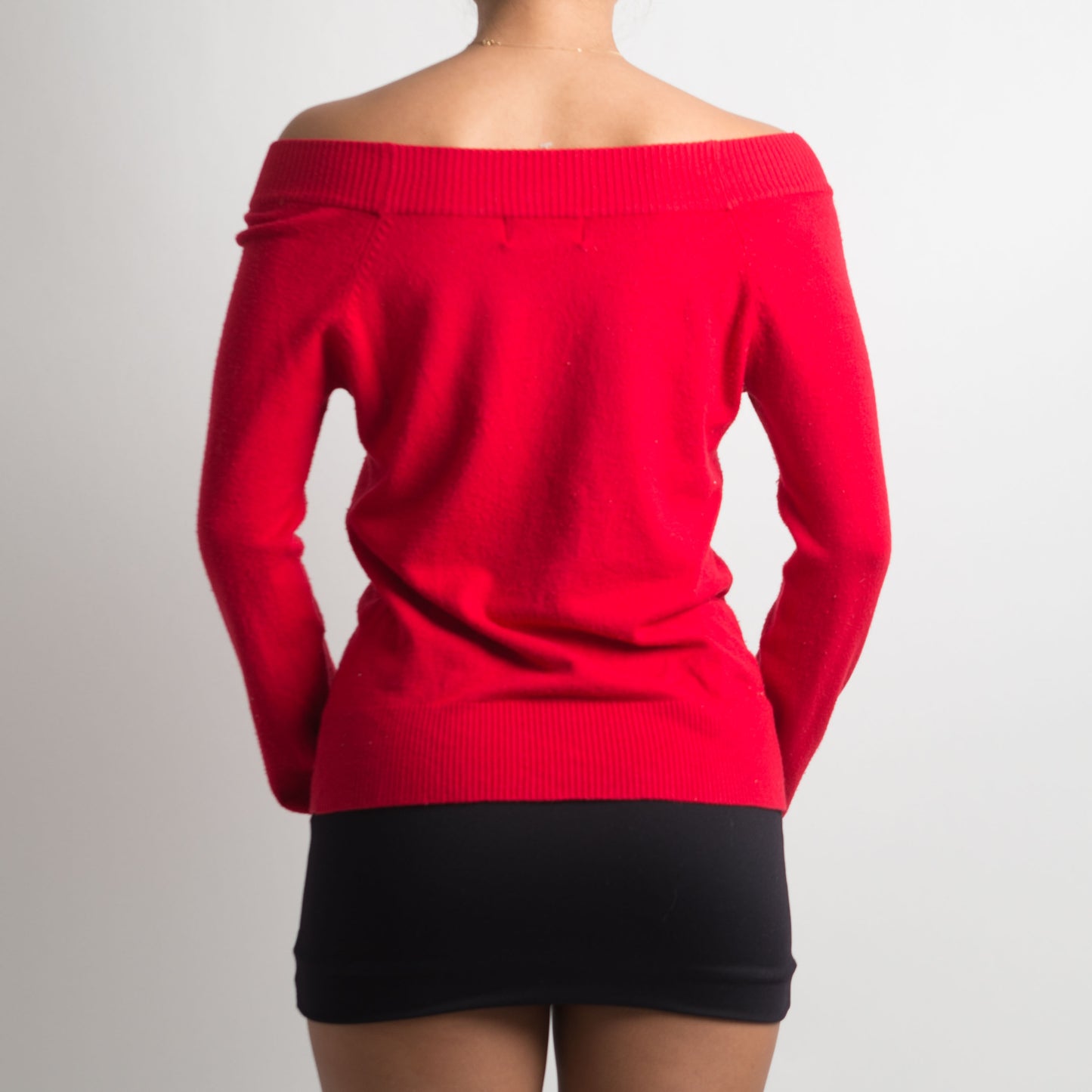 RED KNIT LONG SLEEVE