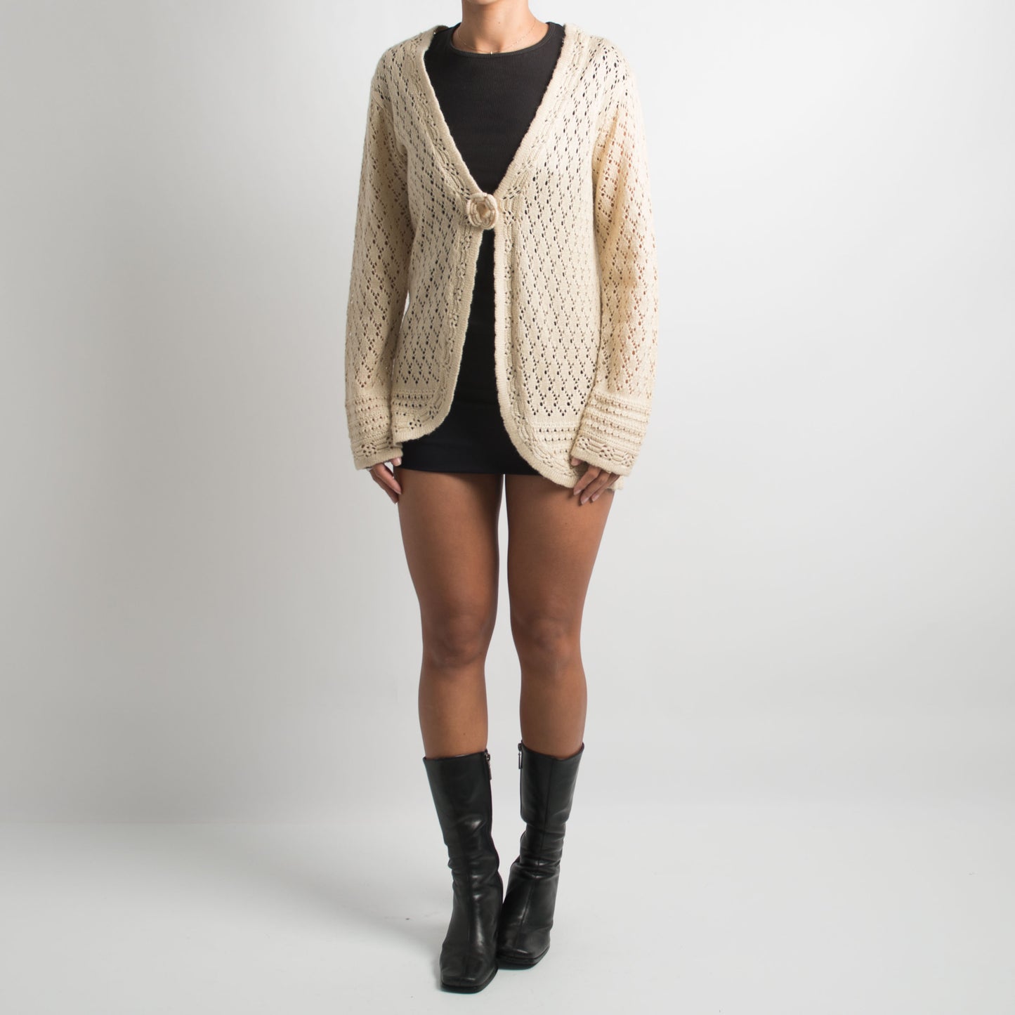 CARDIGAN AU CROCHET CRÈME