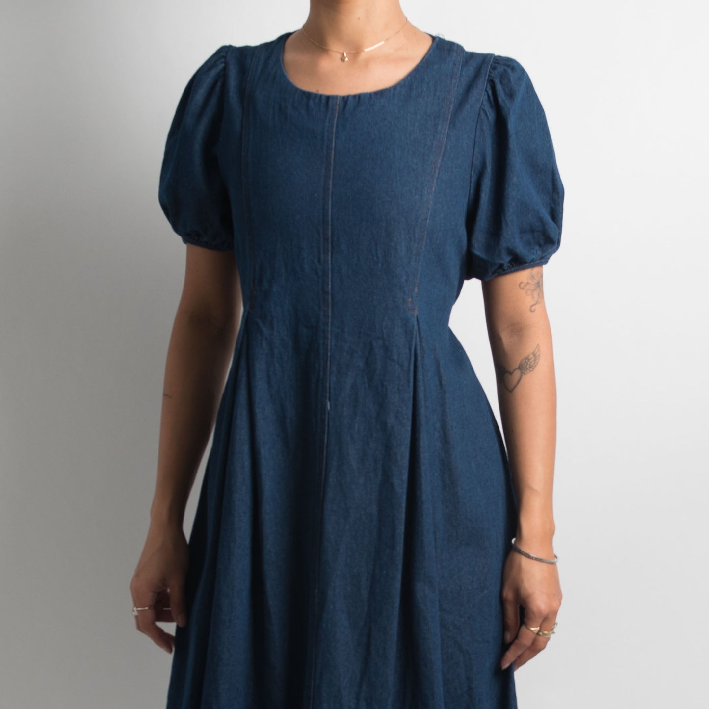 DENIM PUFF SLEEVE MIDI DRESS