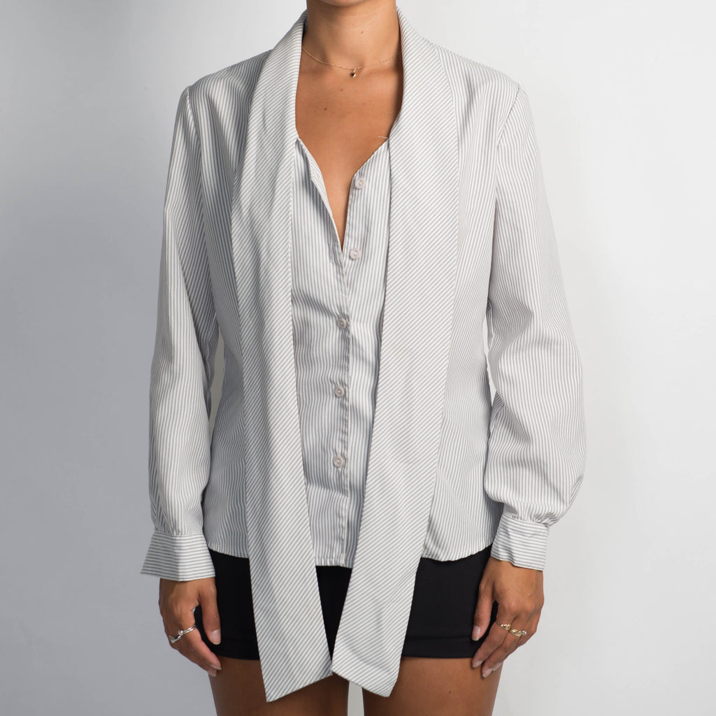 STRIPE TIE NECK BLOUSE