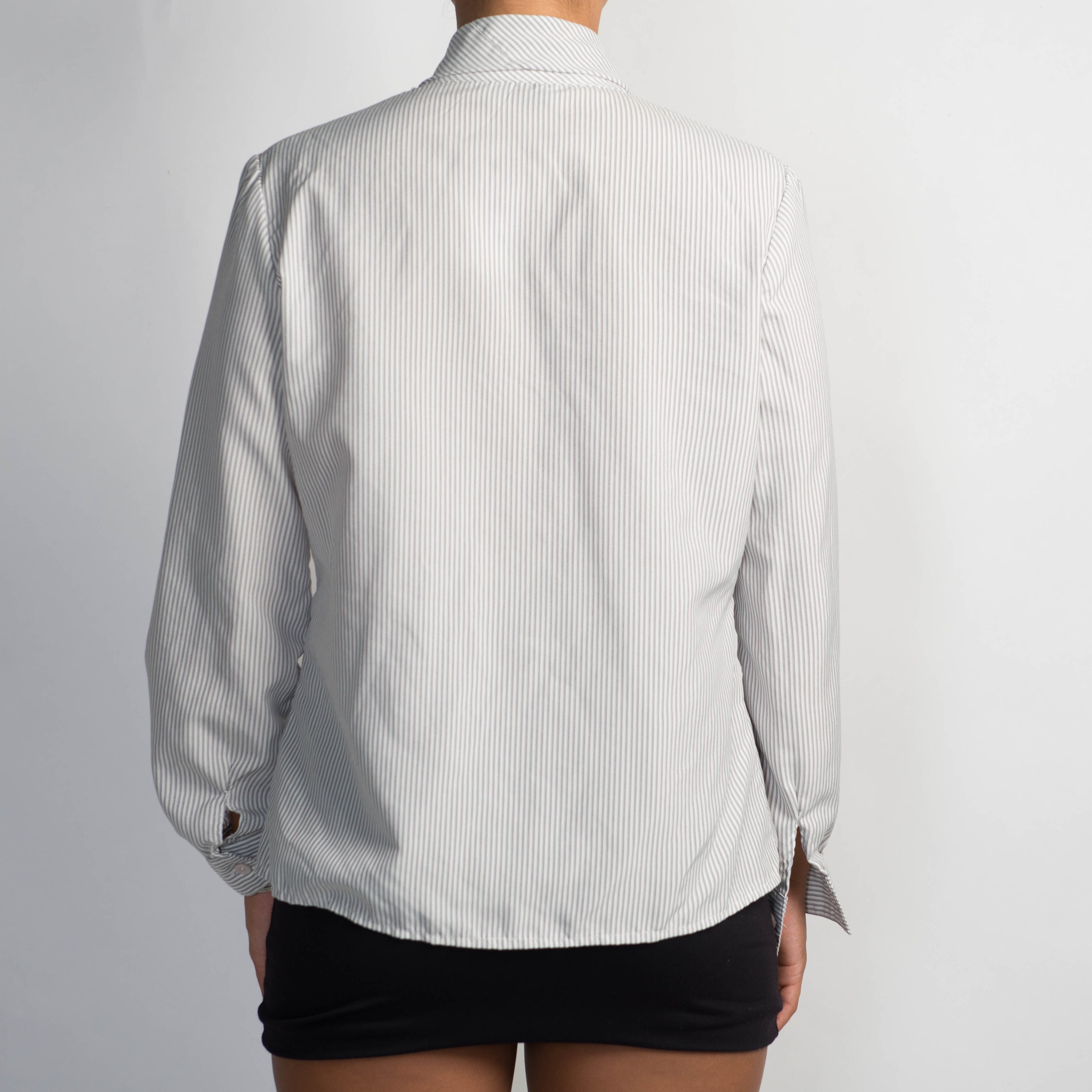 STRIPE TIE NECK BLOUSE