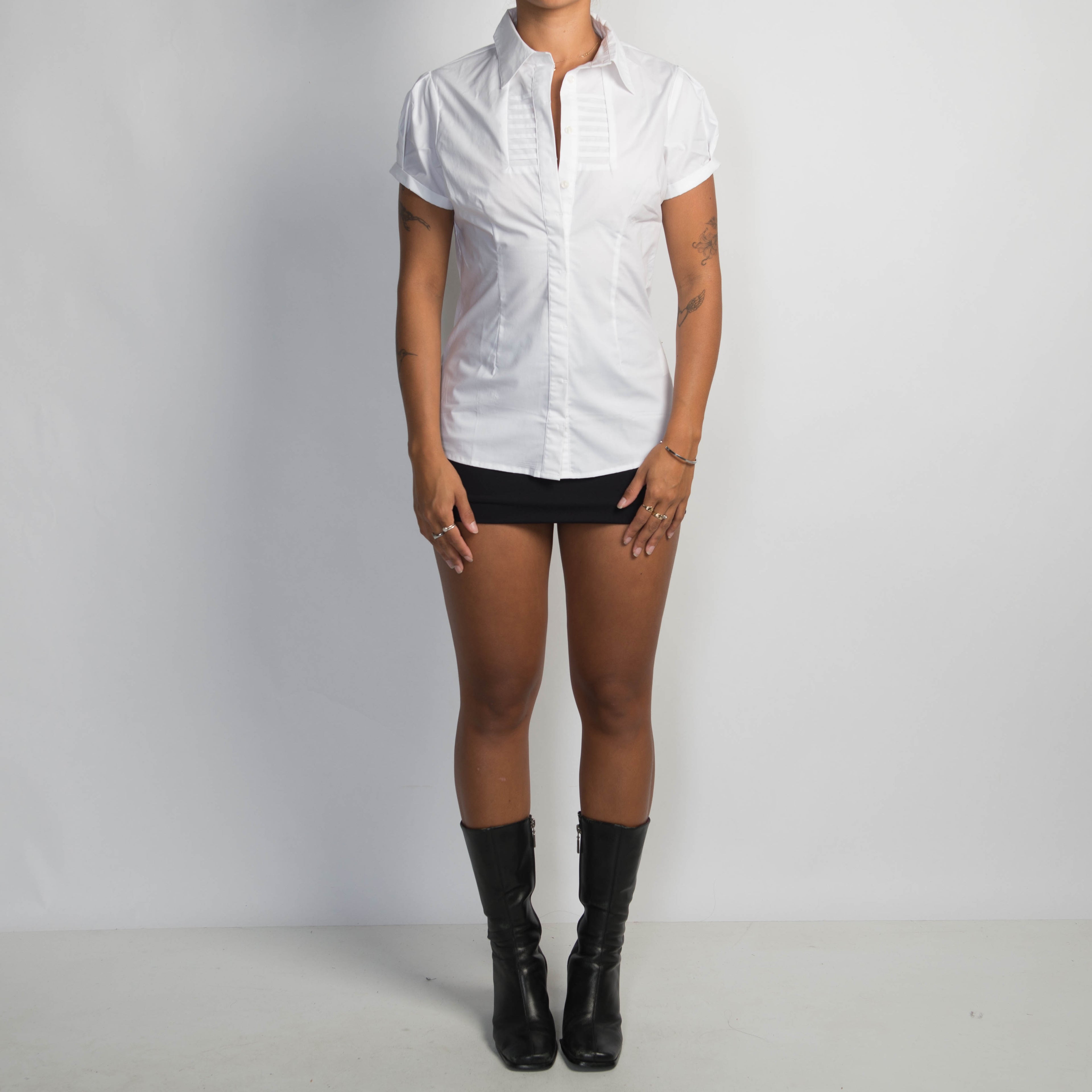 WHITE SHORT SLEEVE BLOUSE