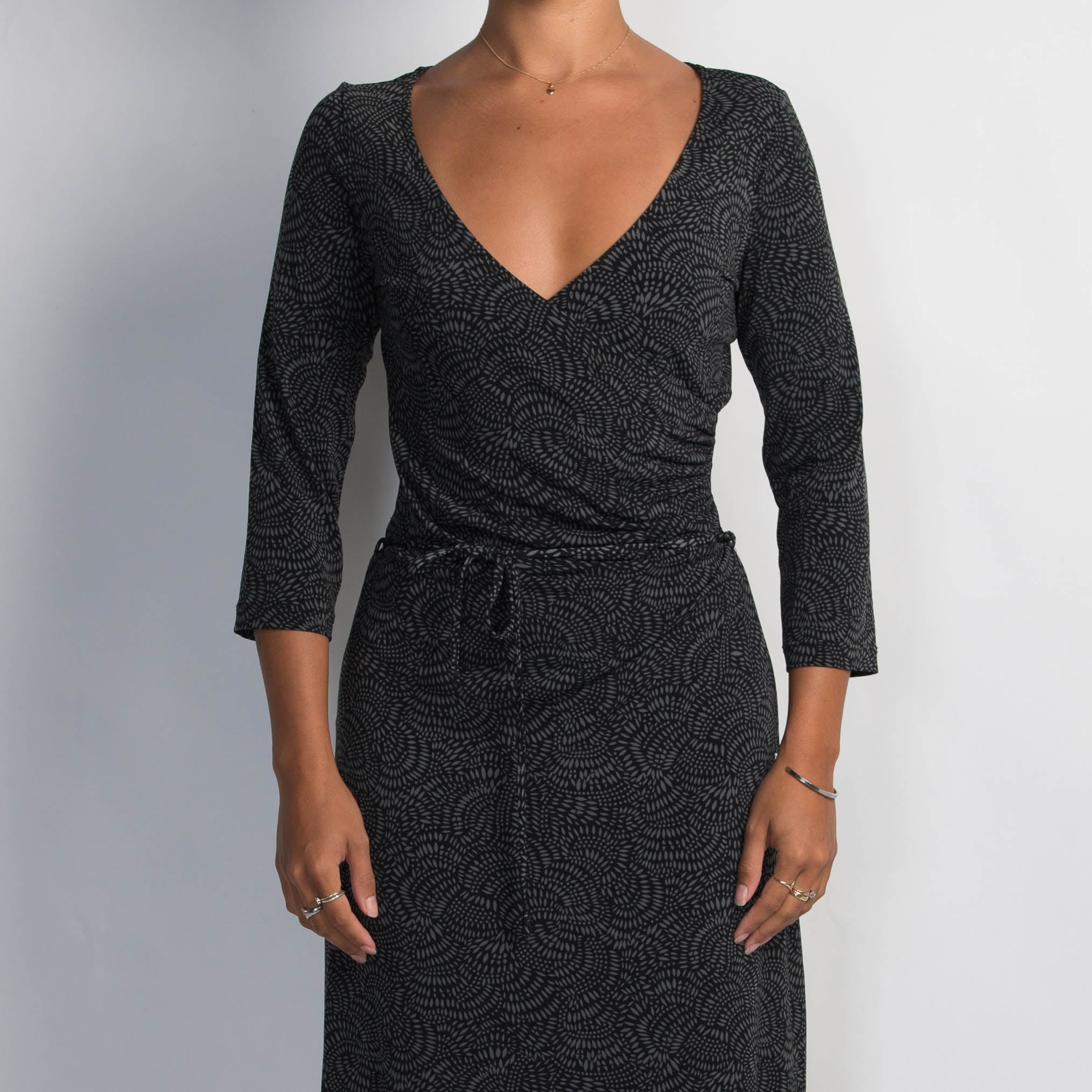 SLINKY PATTERN MIDI DRESS