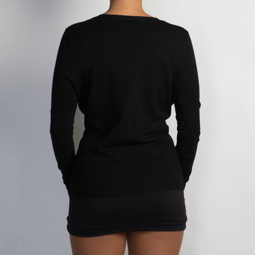 CLASSIC BLACK CARDIGAN