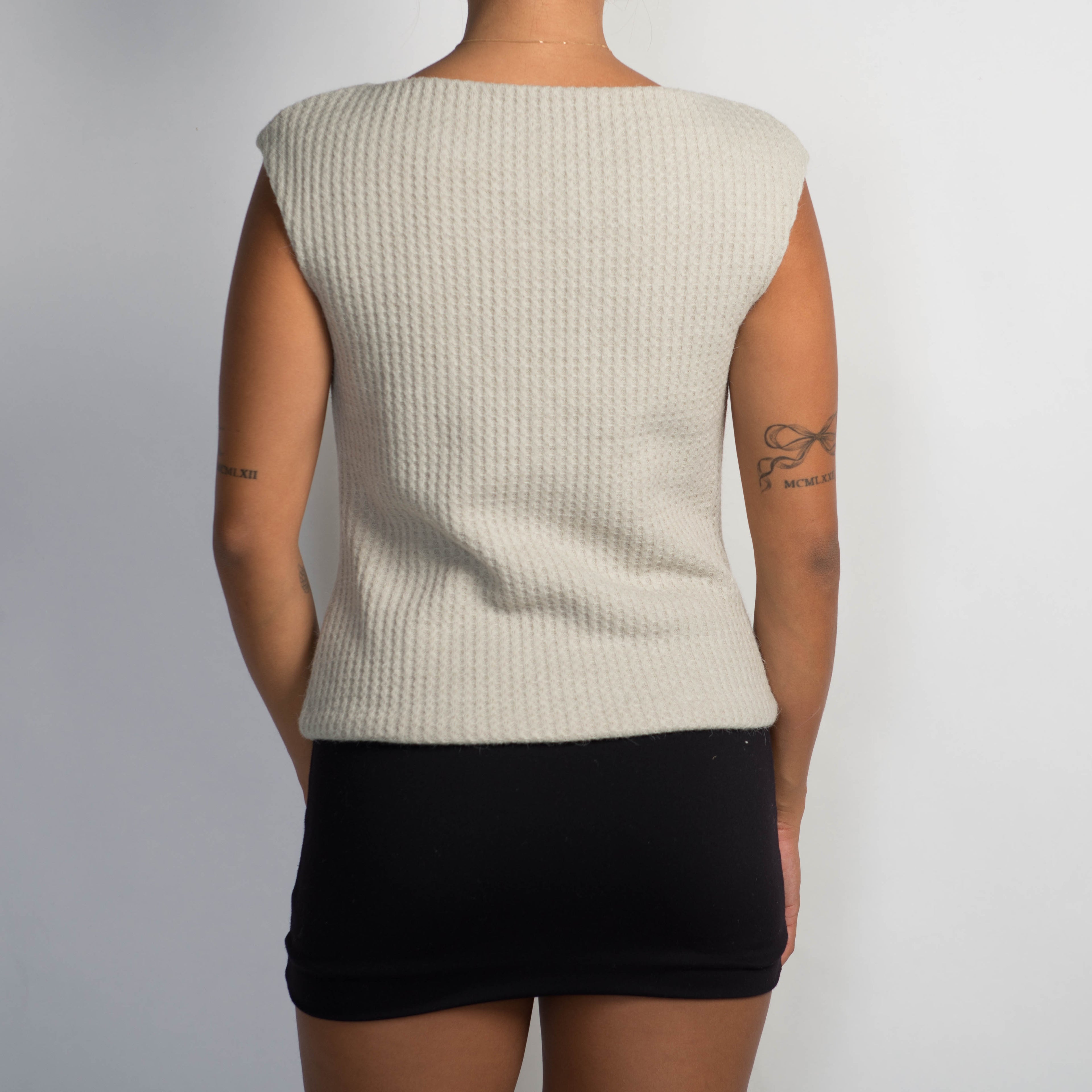 TEXTURED KNIT TOP