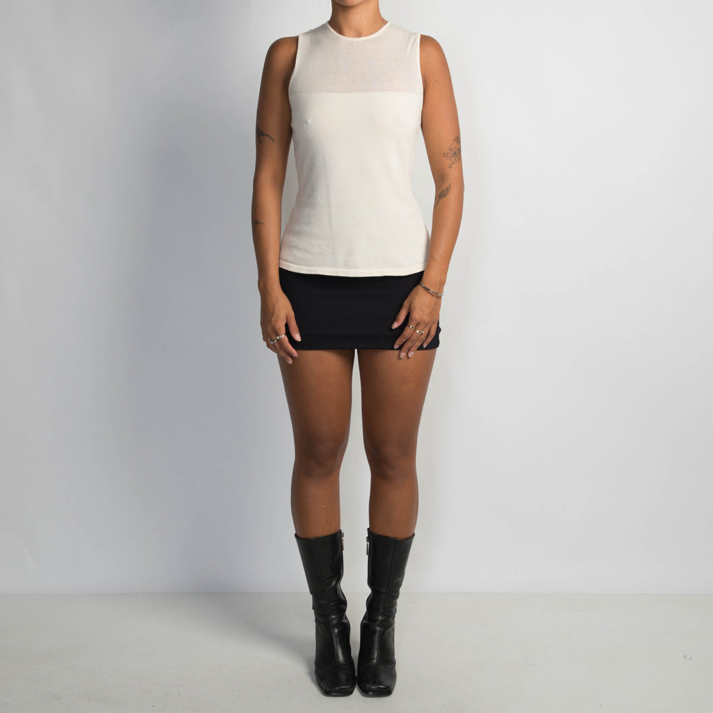 CREAM SLEEVELESS TOP