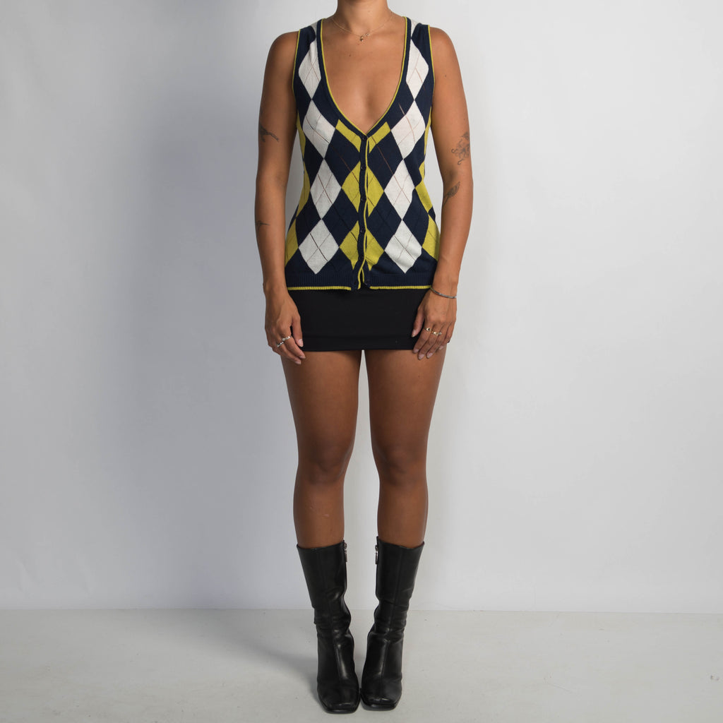 NAVY ARGYLE BUTTON VEST
