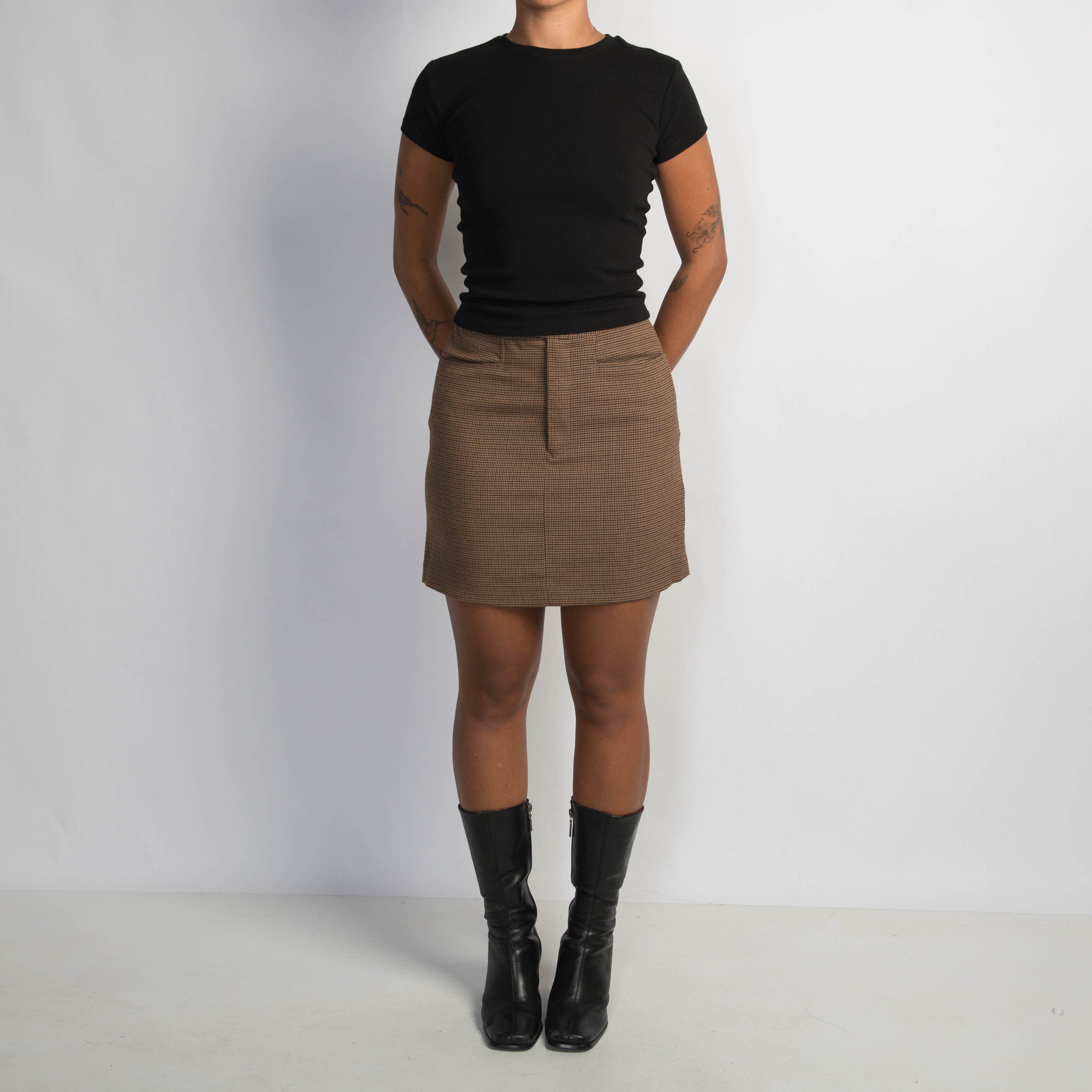 HOUNDSTOOTH MINI SKIRT