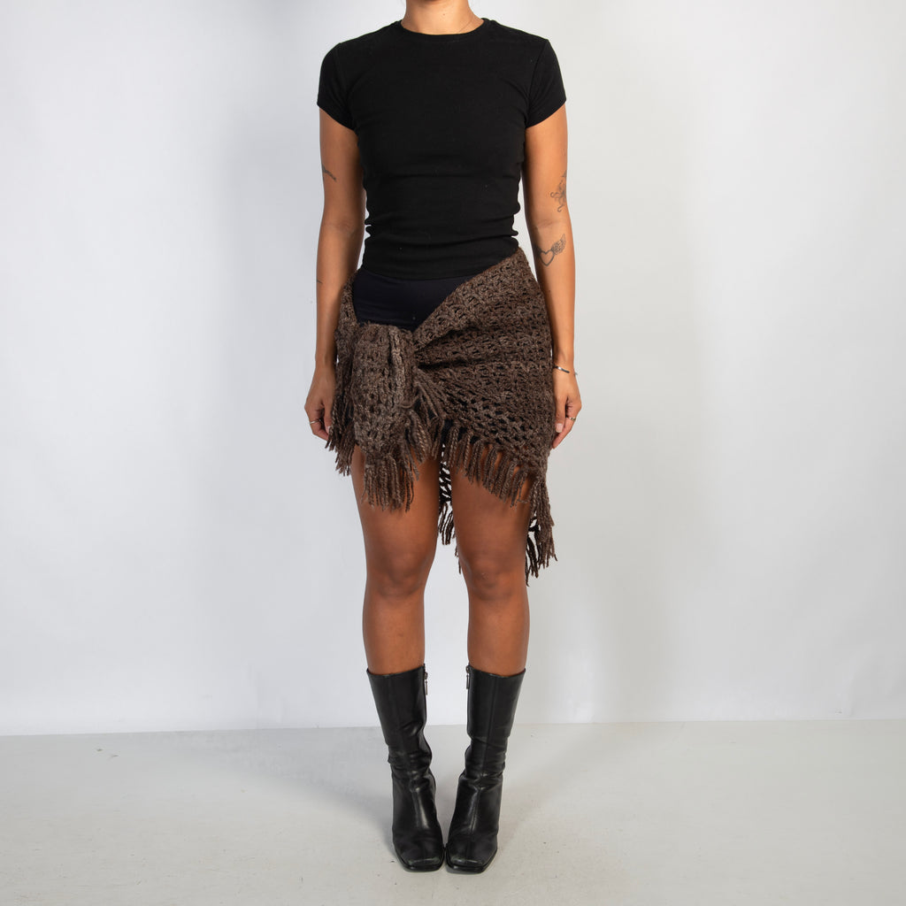 BROWN KNIT SCARF