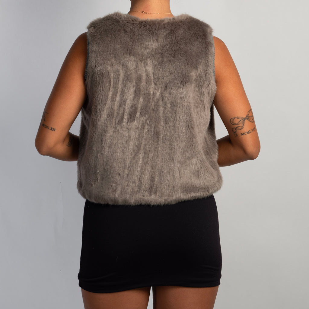 REVERSIBLE FAUX FUR VEST