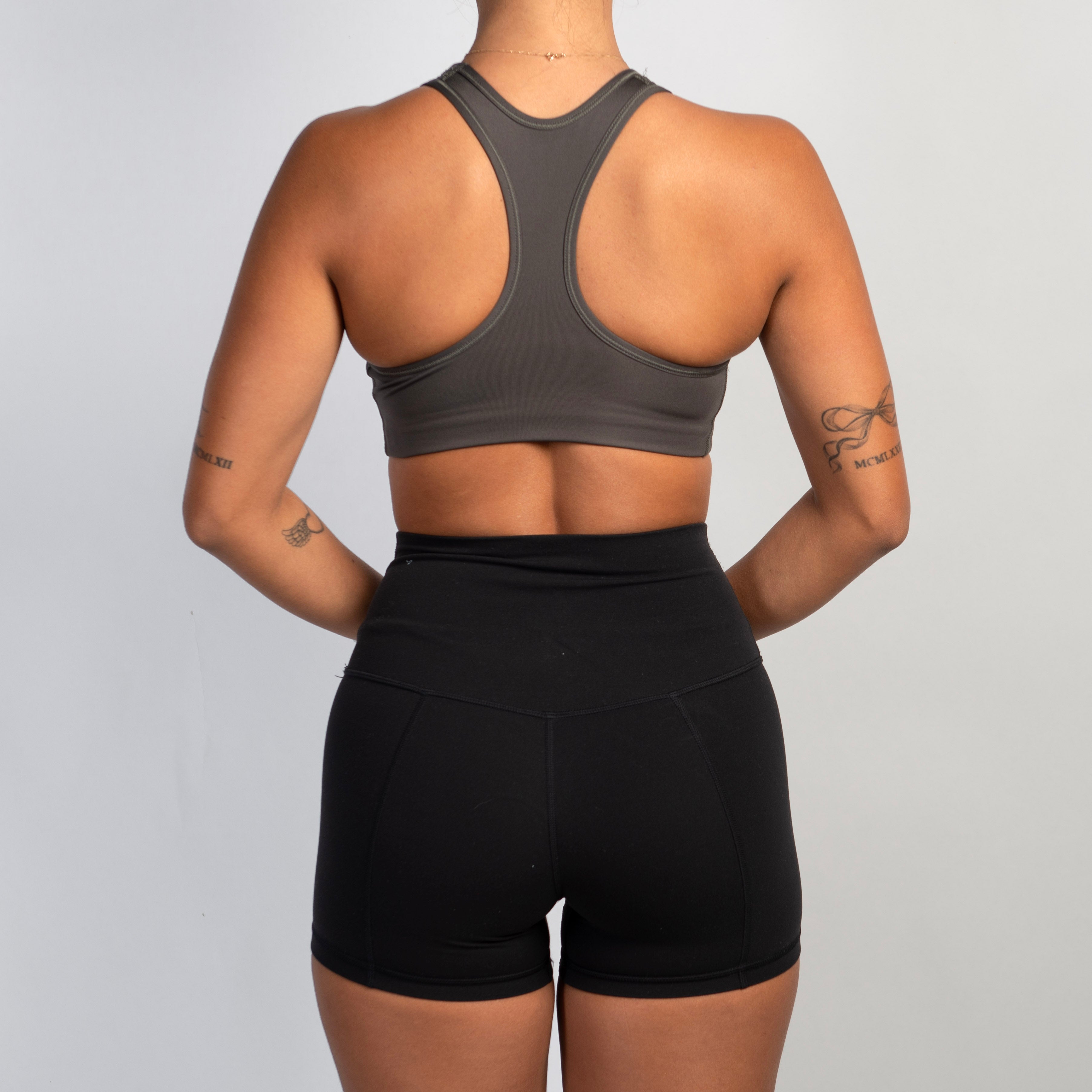 GREY NIKE SPORTS BRA