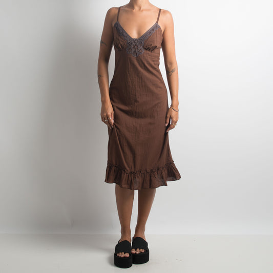 ROBE MIDI MARRON