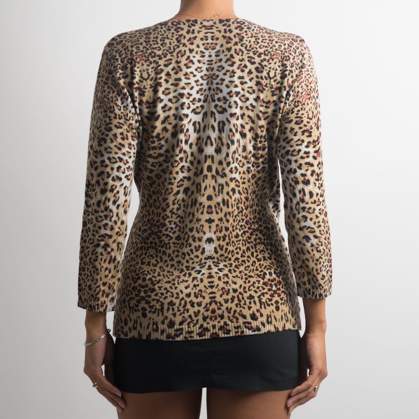 ANIMAL PRINT WRAP KNIT