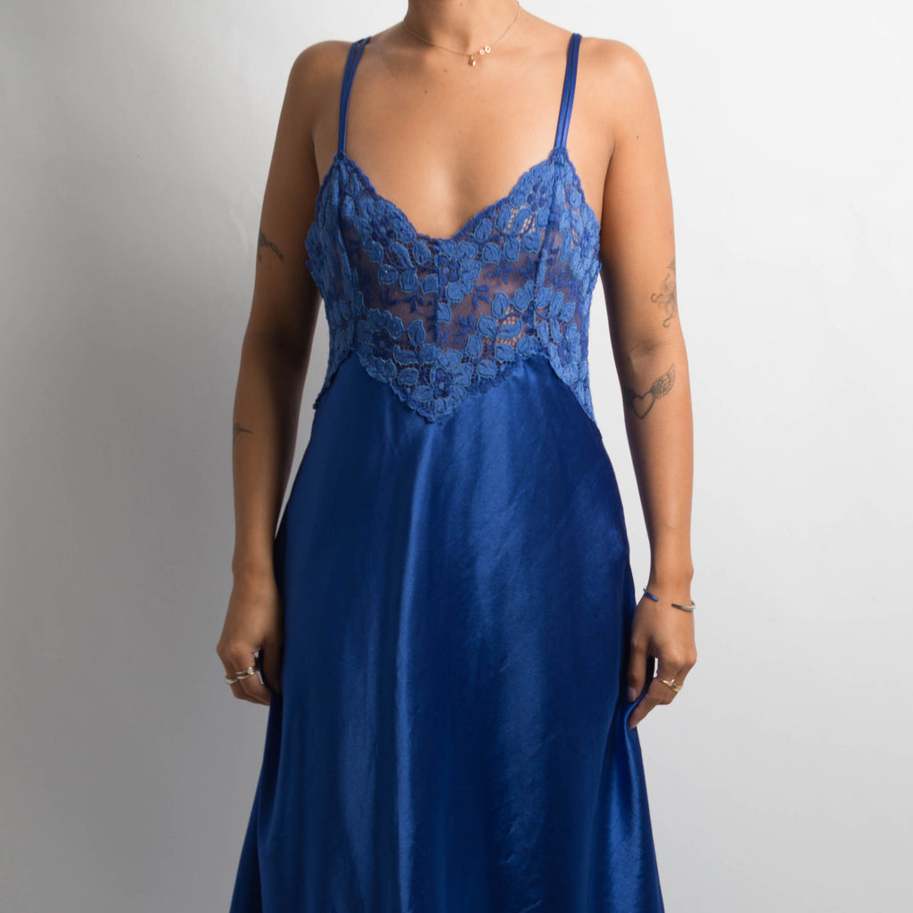 BLUE SATIN NIGHTGOWN