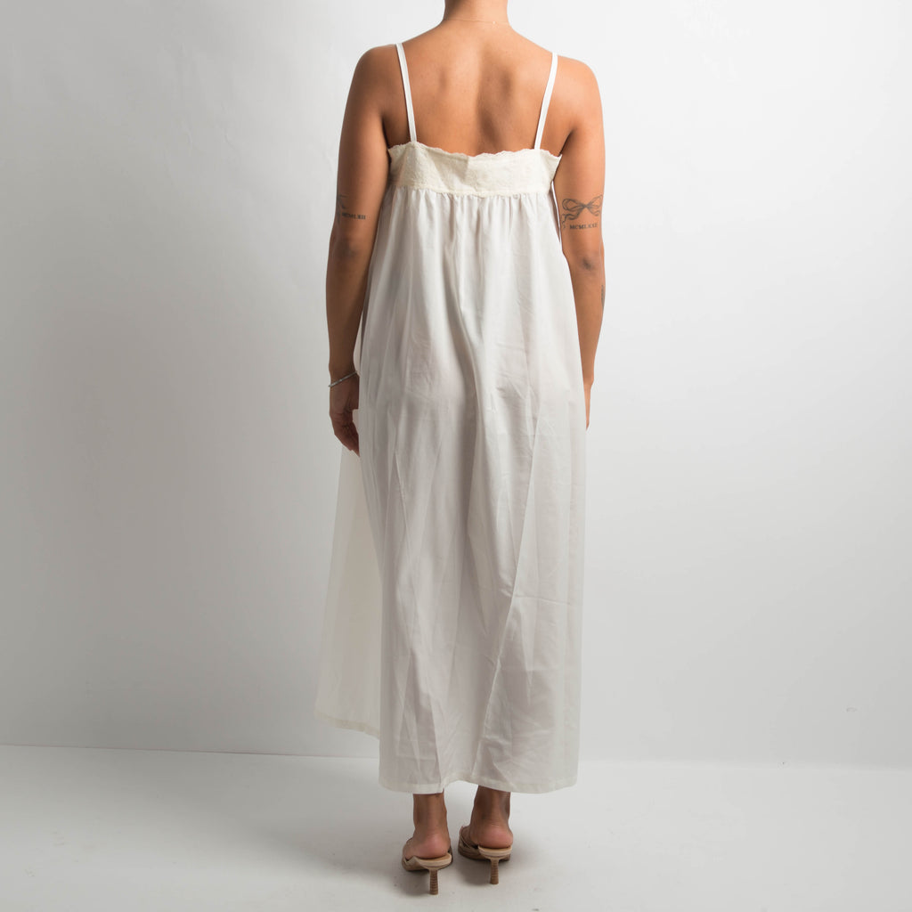 IVORY NIGHTGOWN