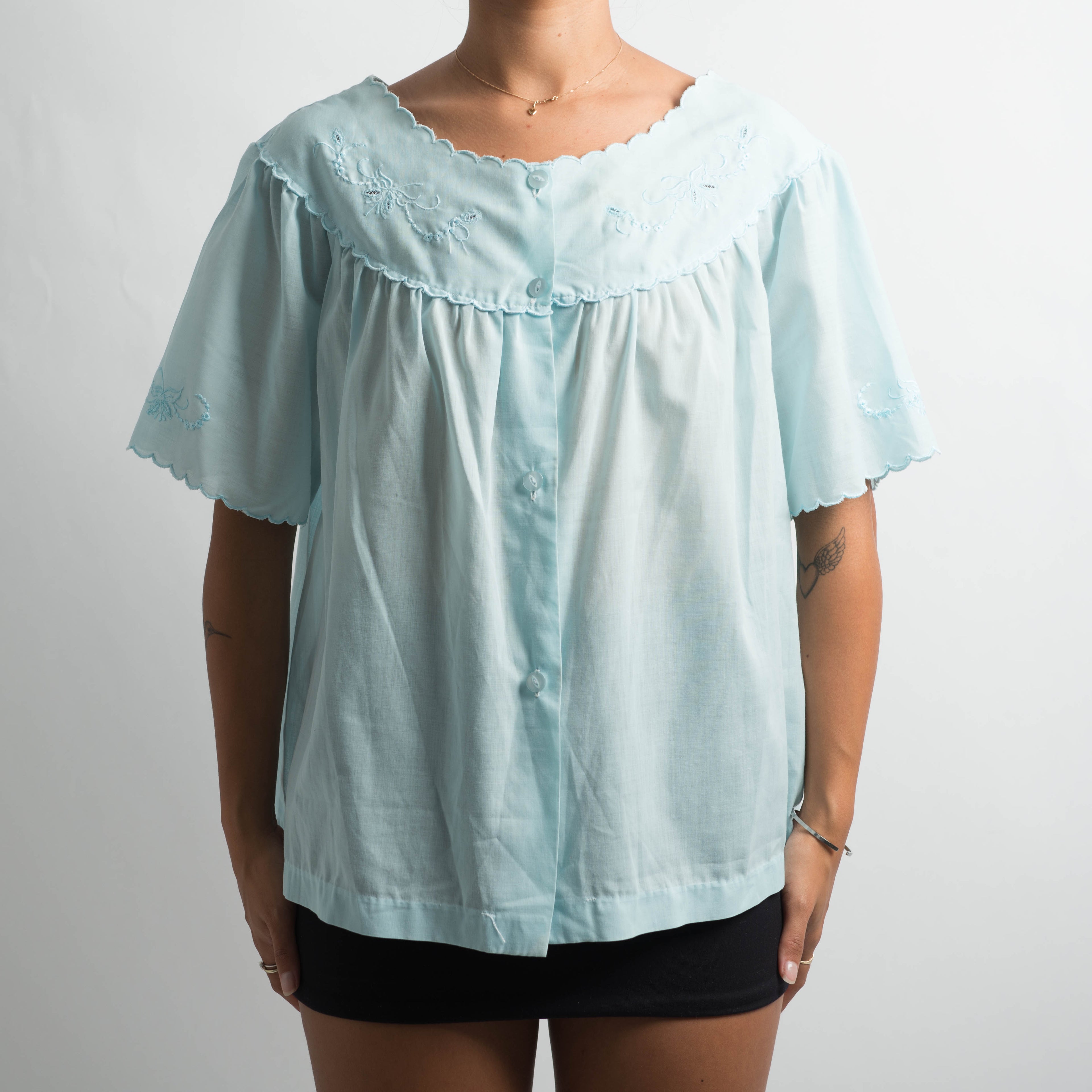 BLUE SCALLOP BED JACKET