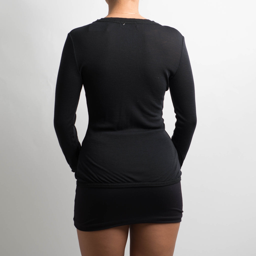 BLACK KNIT LONG SLEEVE TOP