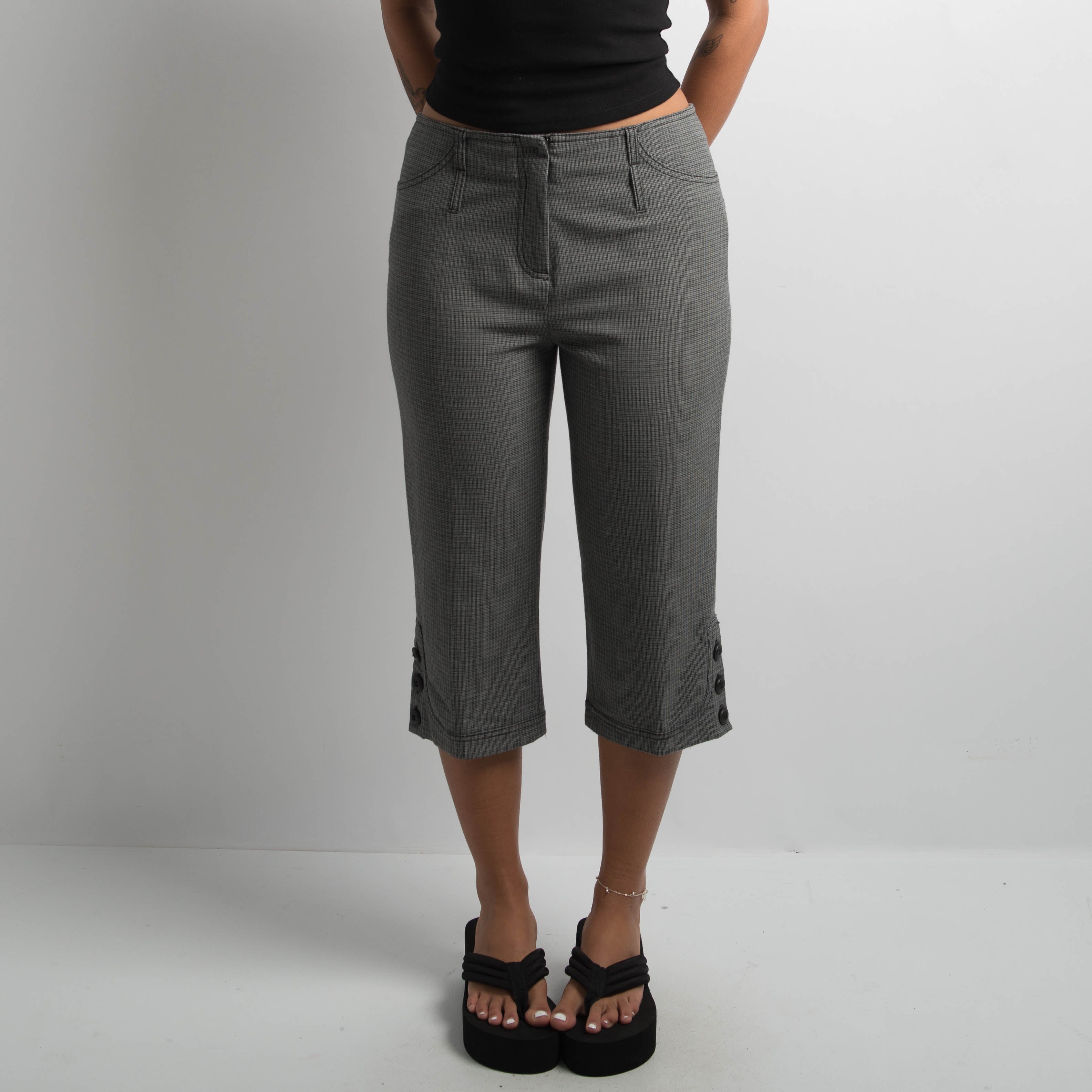 PATTERN CAPRI TROUSERS