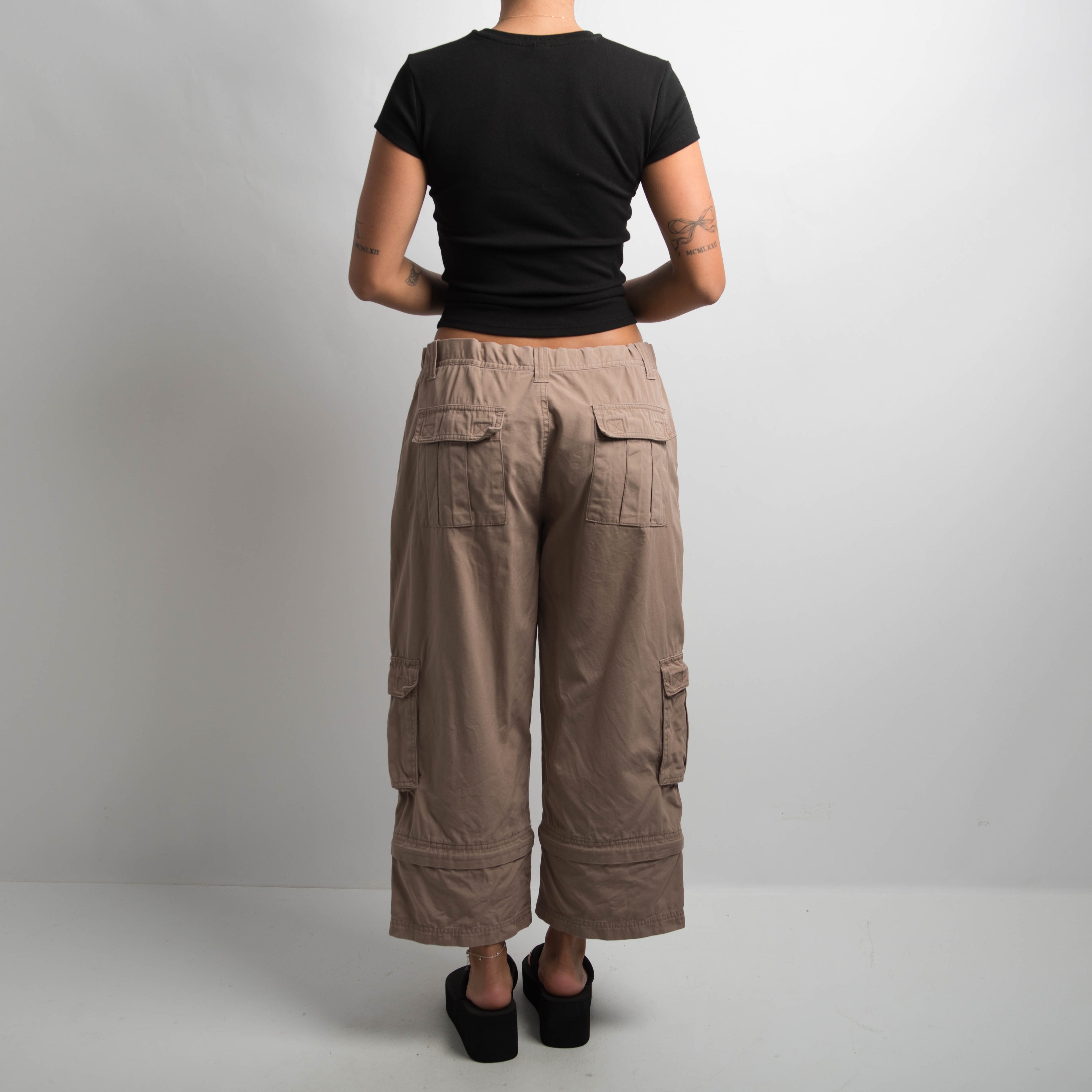 BROWN CROP CARGO PANTS