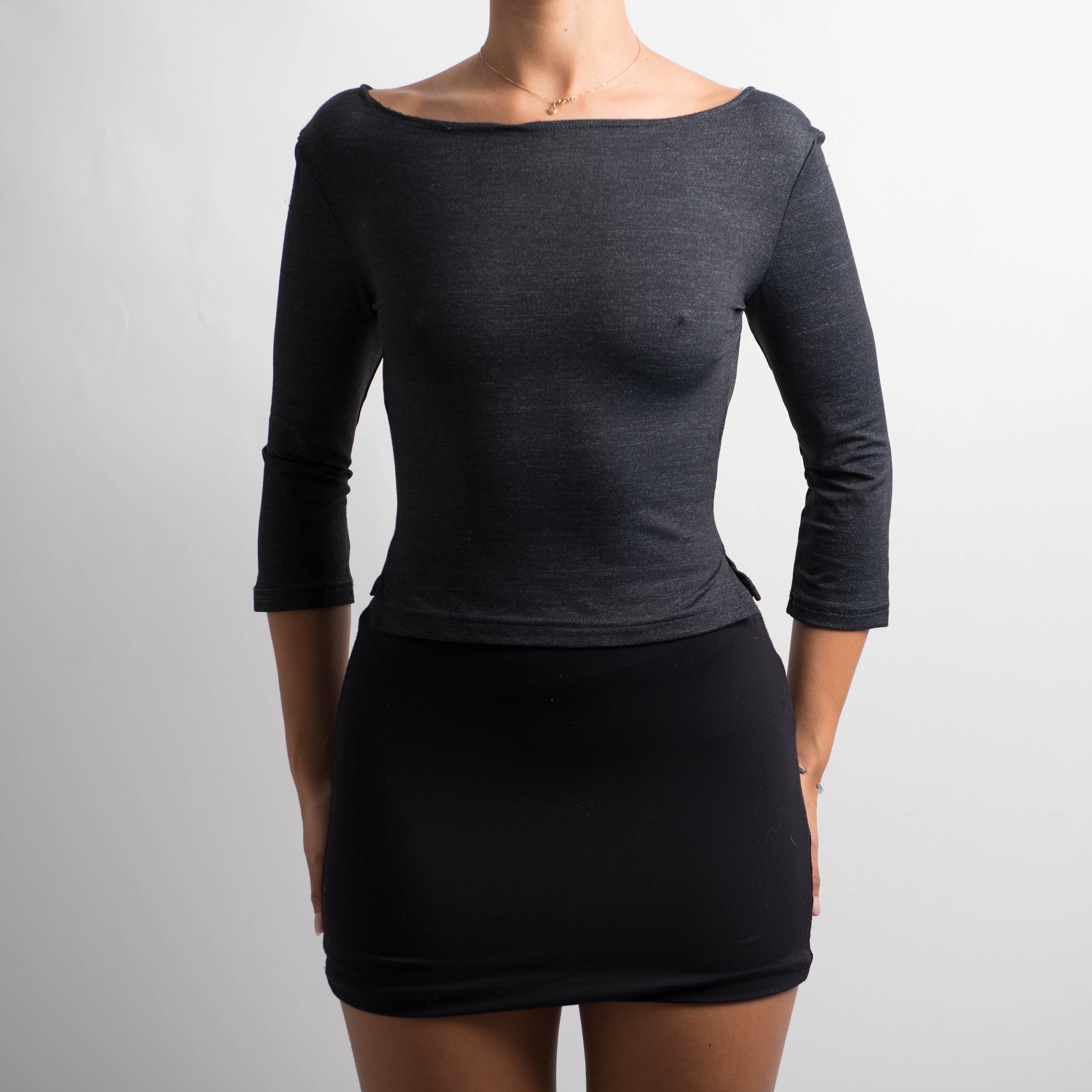 GREY SLINKY 3/4 SLEEVE TOP