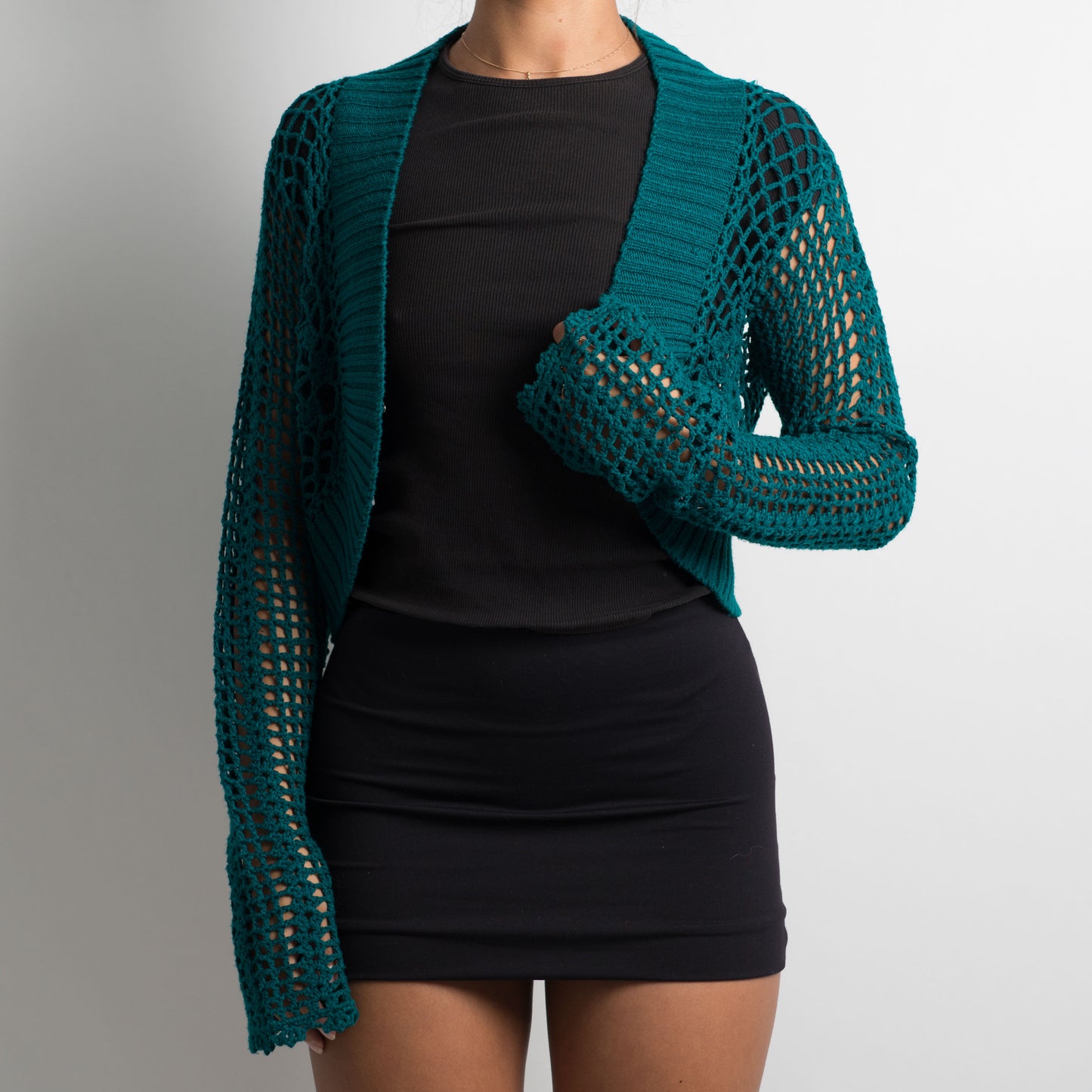 CARDIGAN AU CROCHET TURQUOISE