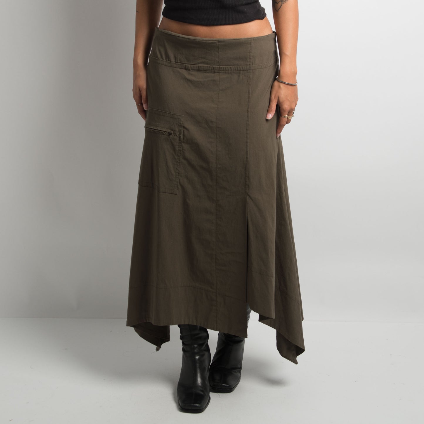 KHAKI ASYMMETRIC SKIRT