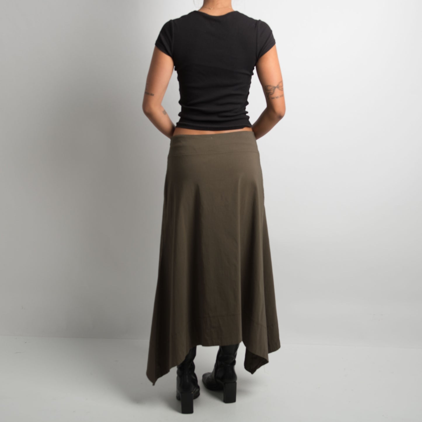 KHAKI ASYMMETRIC SKIRT