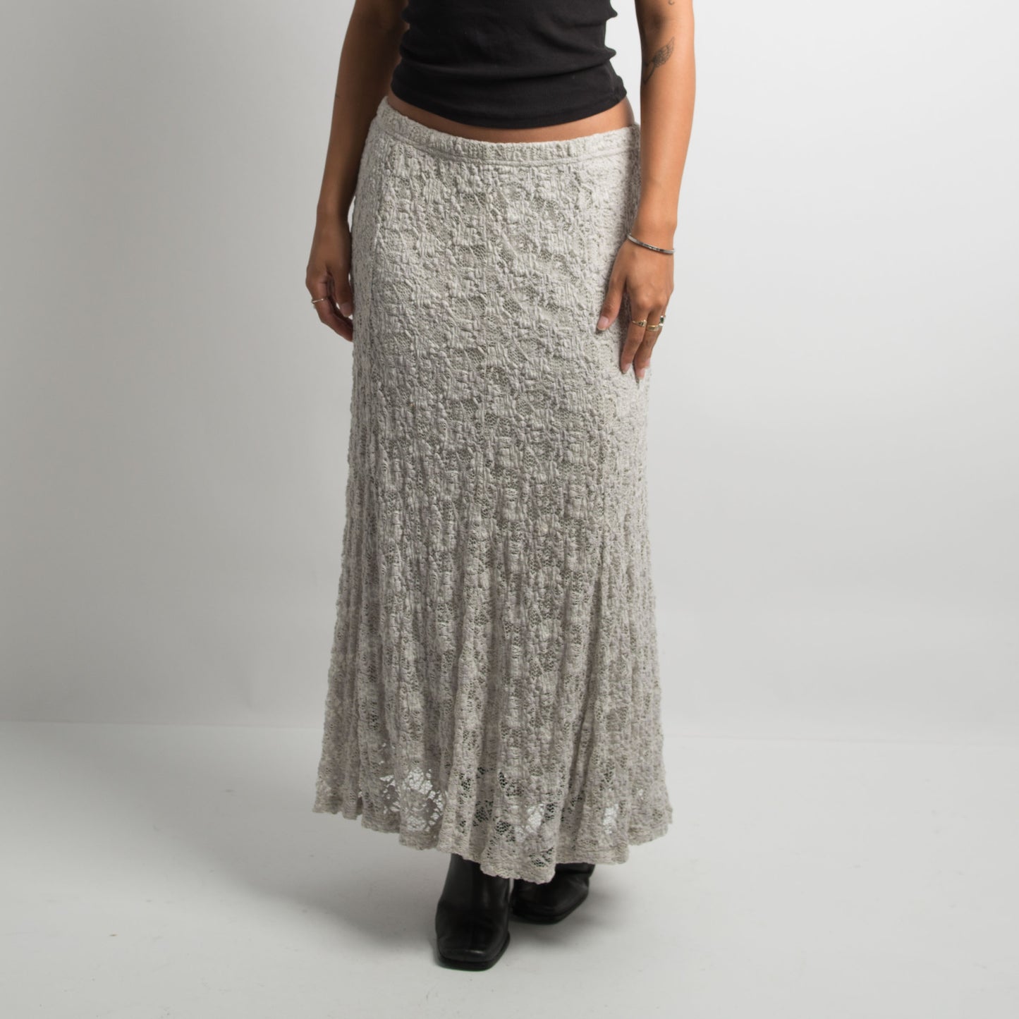 GREY LACE LONGLINE SKIRT