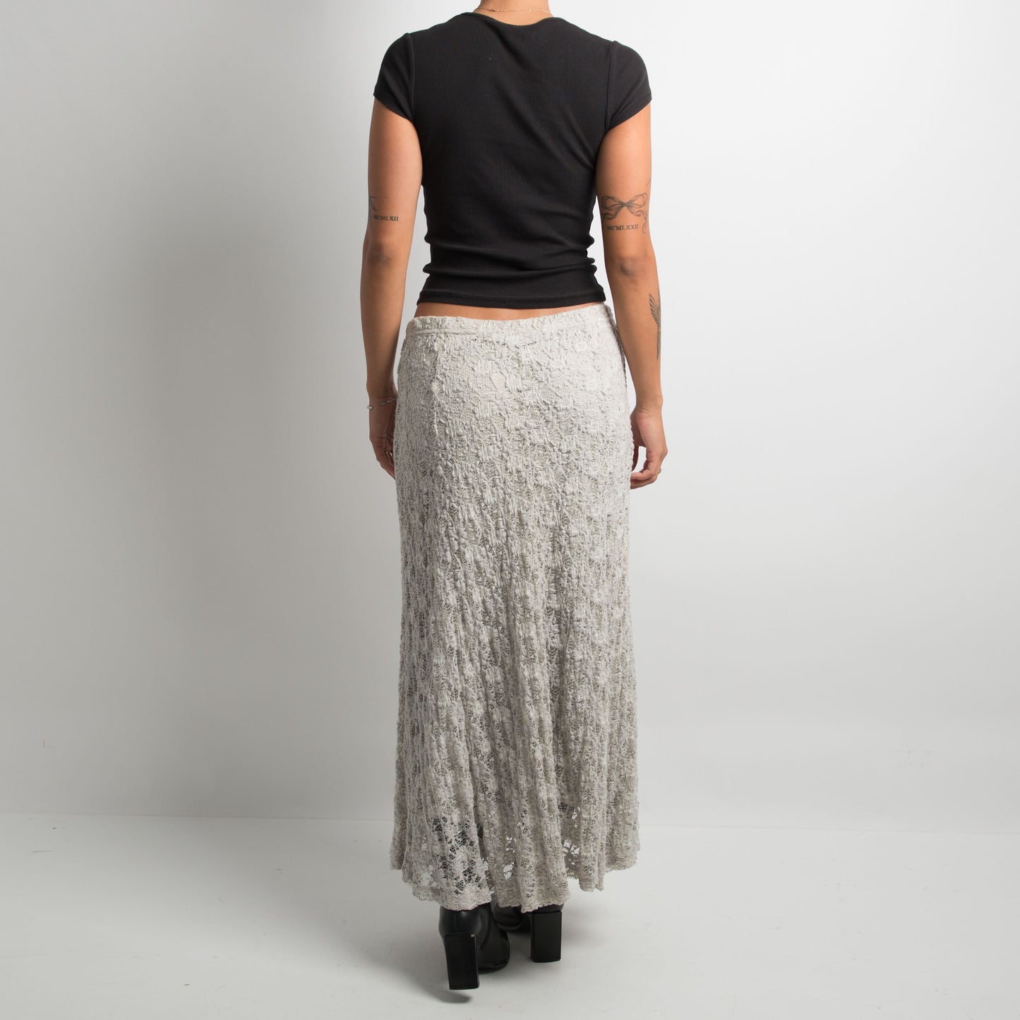 GREY LACE LONGLINE SKIRT