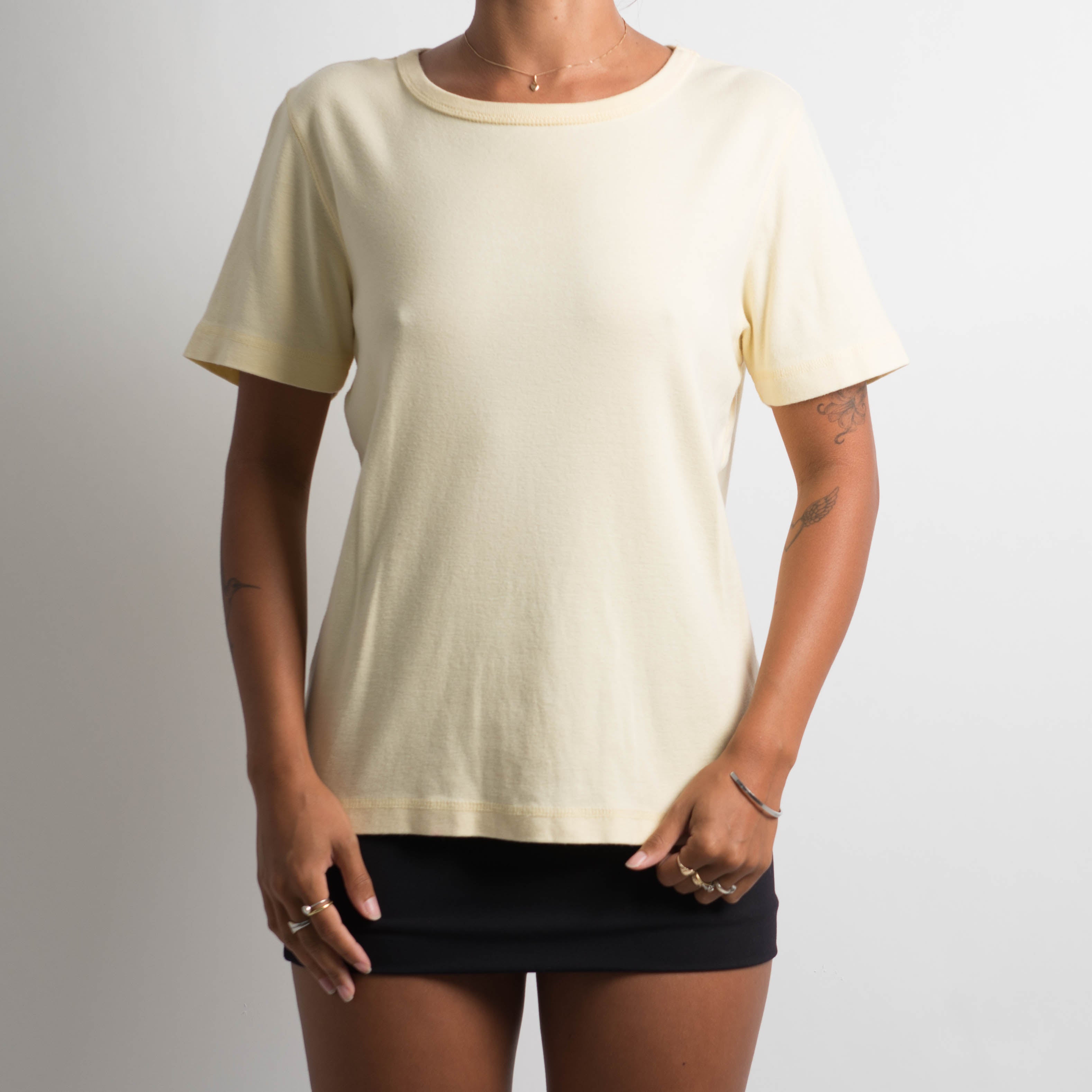 PALE YELLOW KNIT TSHIRT