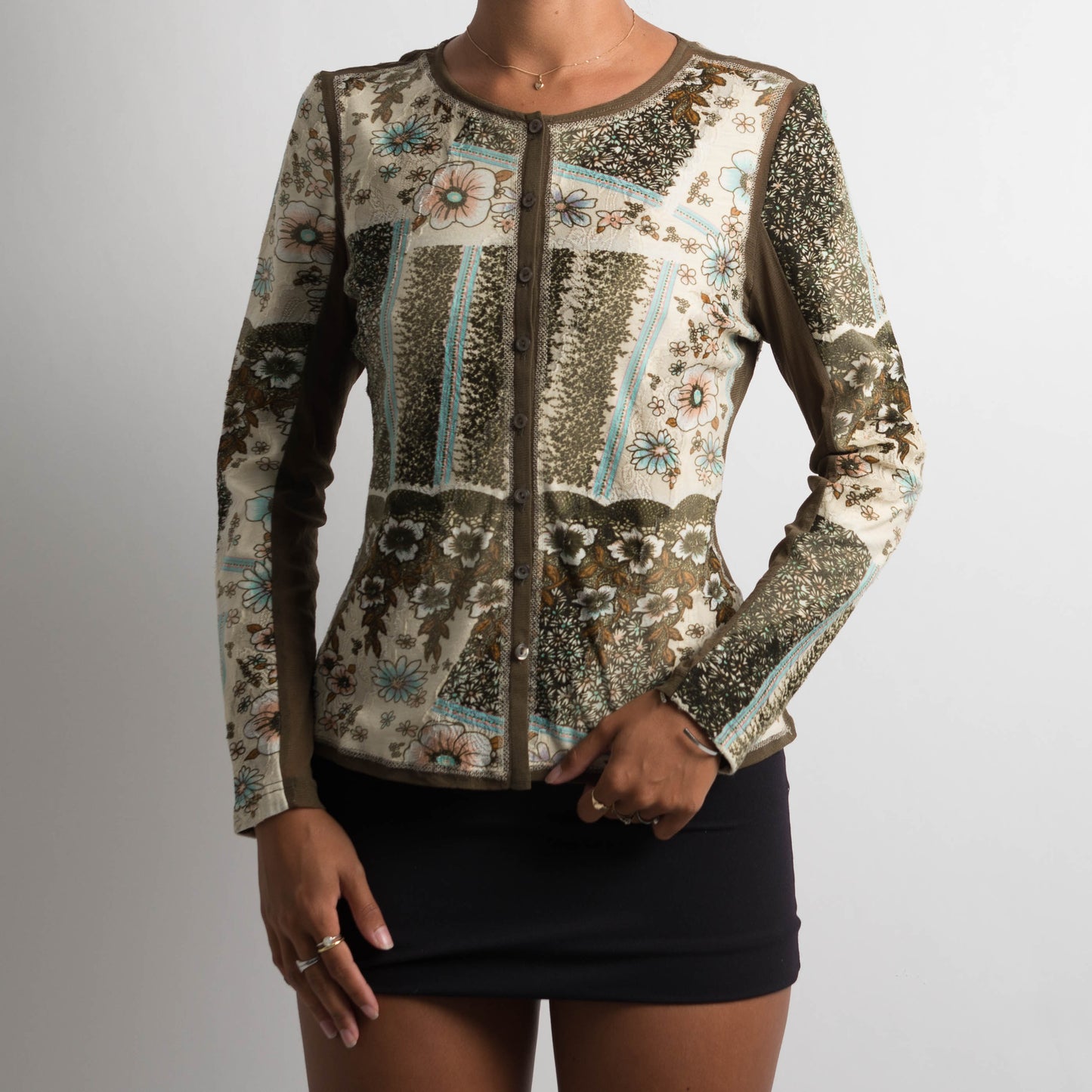 KHAKI MESH PATTERNED CARDIGAN