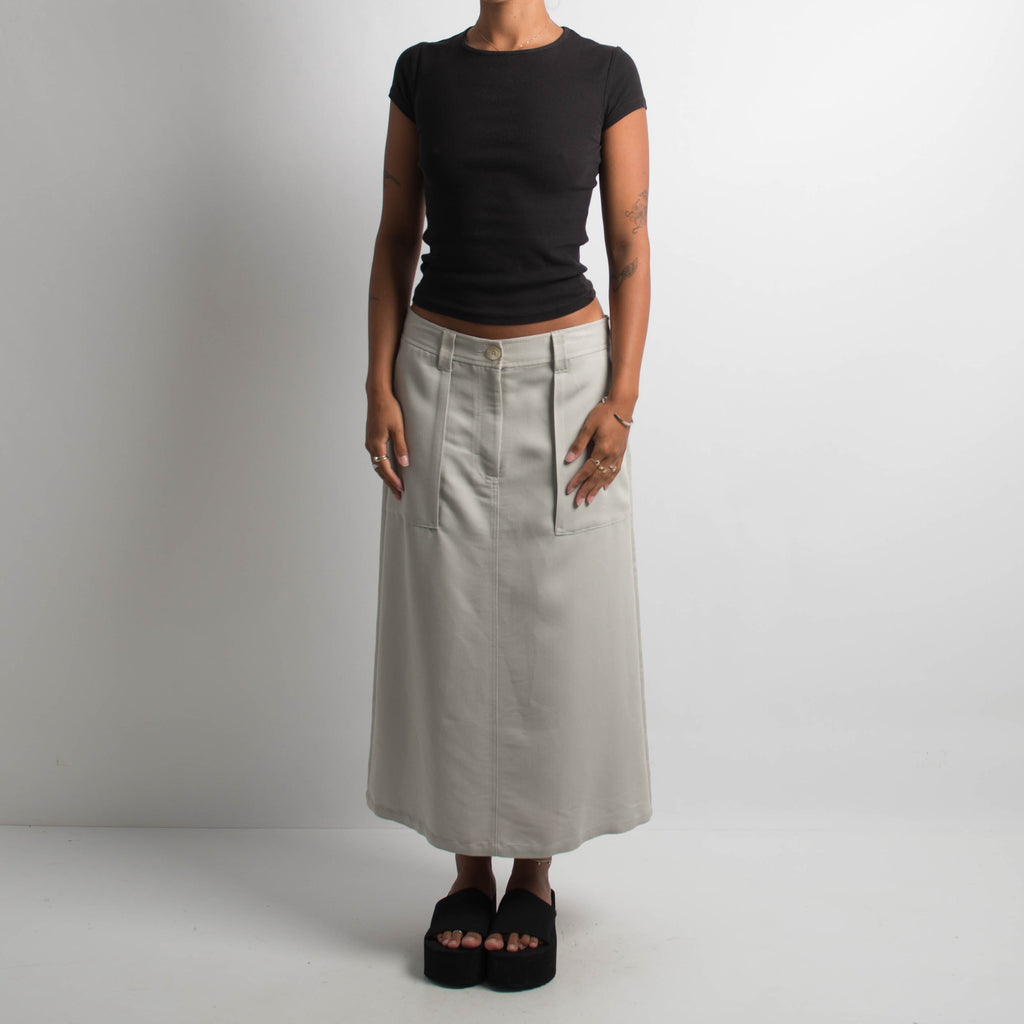 CREAM RIBBED LONGLINE SKIRT