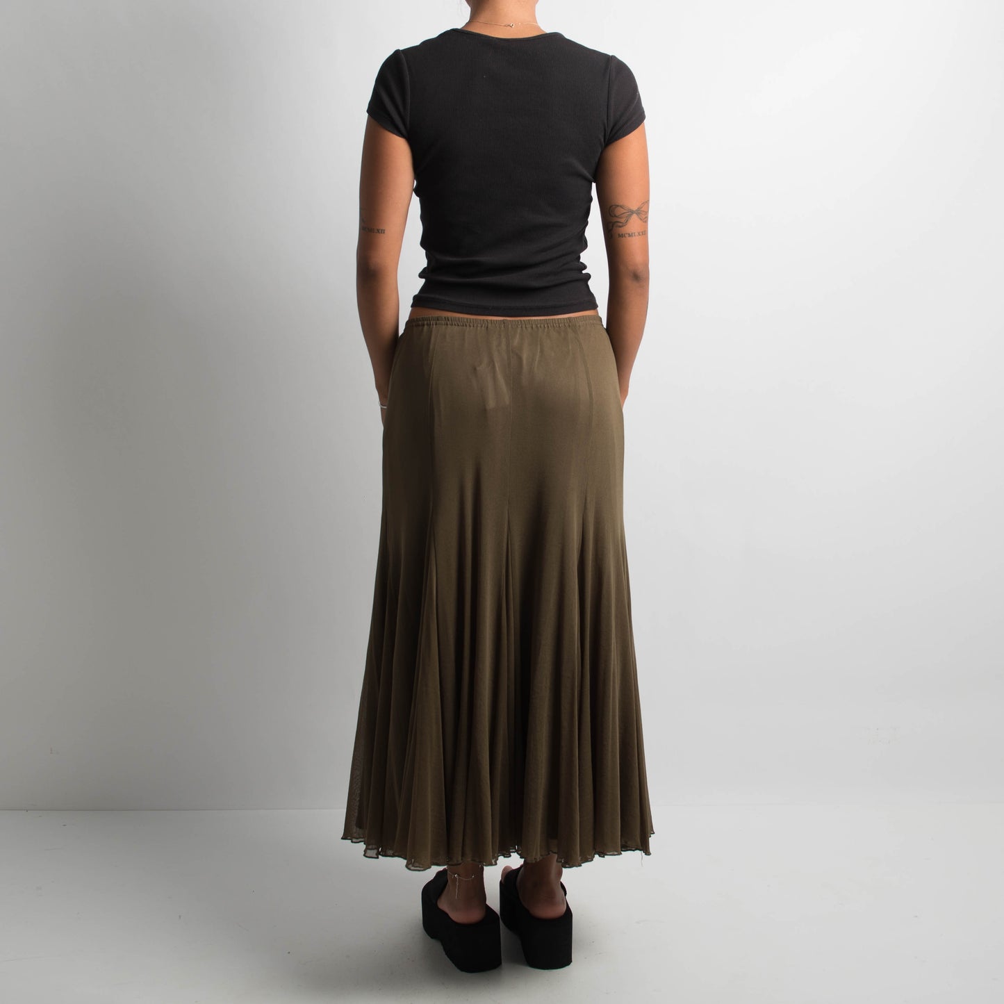 KHAKI MESH LONGLINE SKIRT