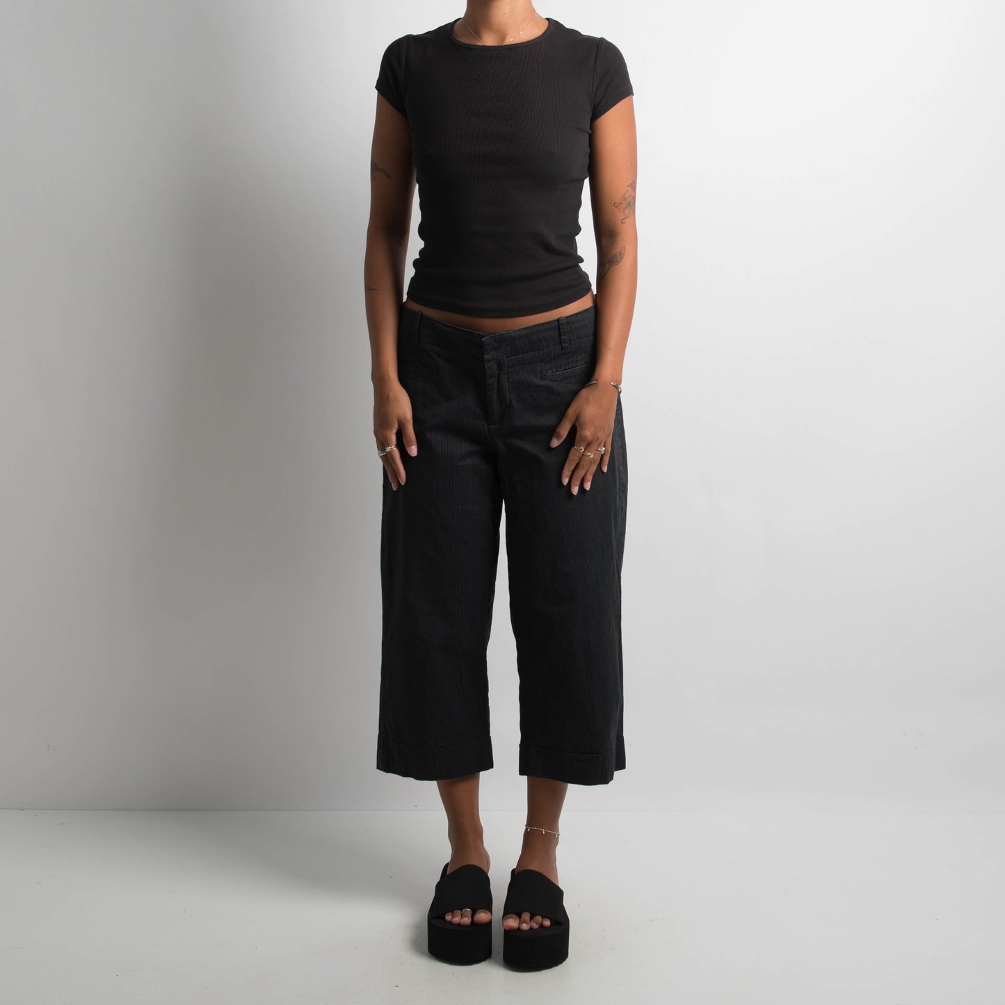 BLACK PINSTRIPE CAPRI PANTS