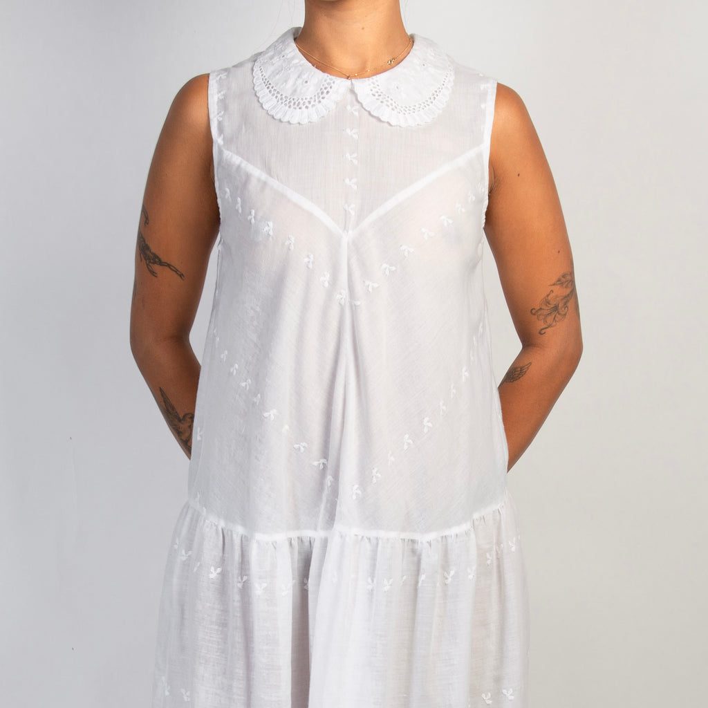 WHITE EMBROIDERED MIDI DRESS