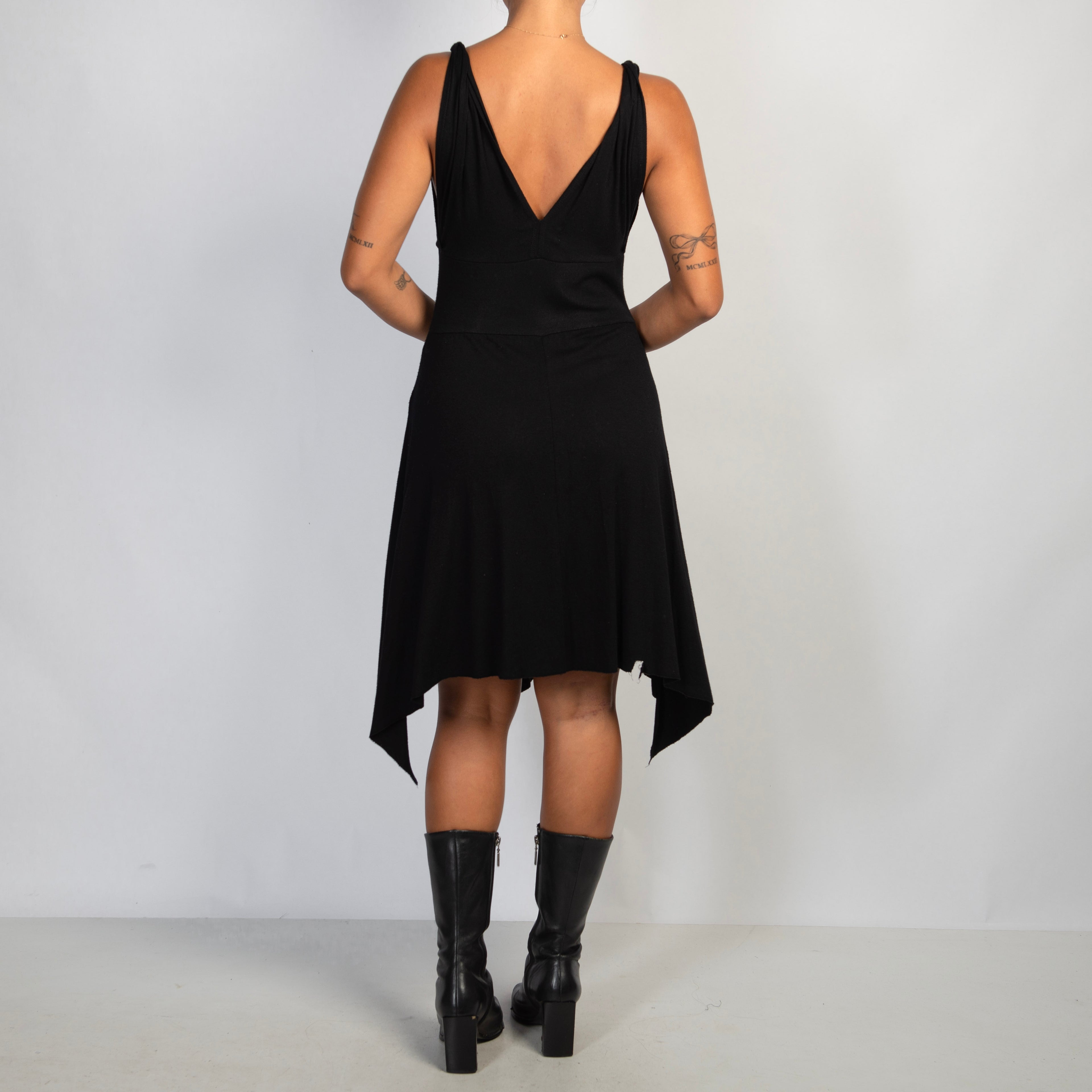 BLACK MIDI DRESS