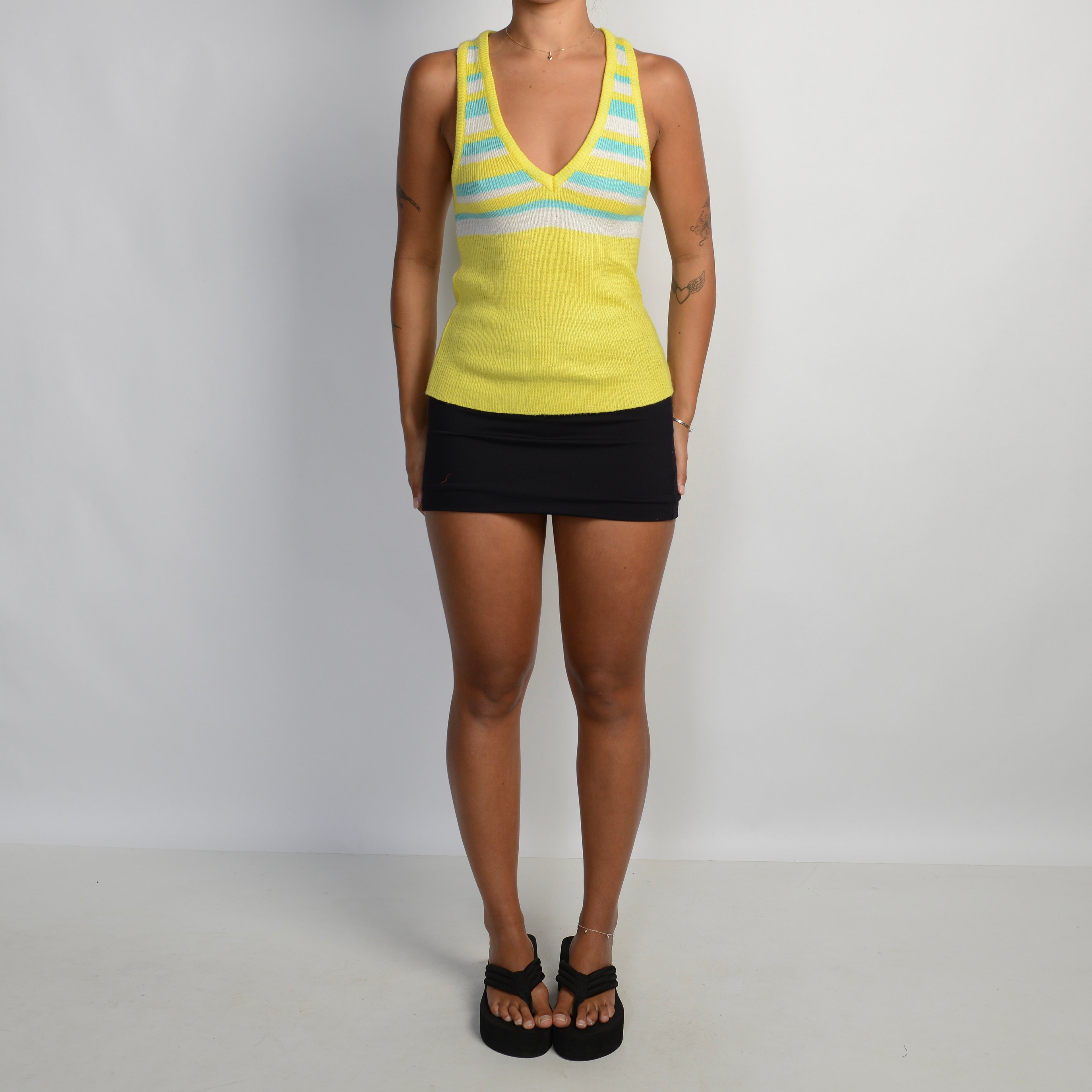 YELLOW STRIPE KNIT TOP