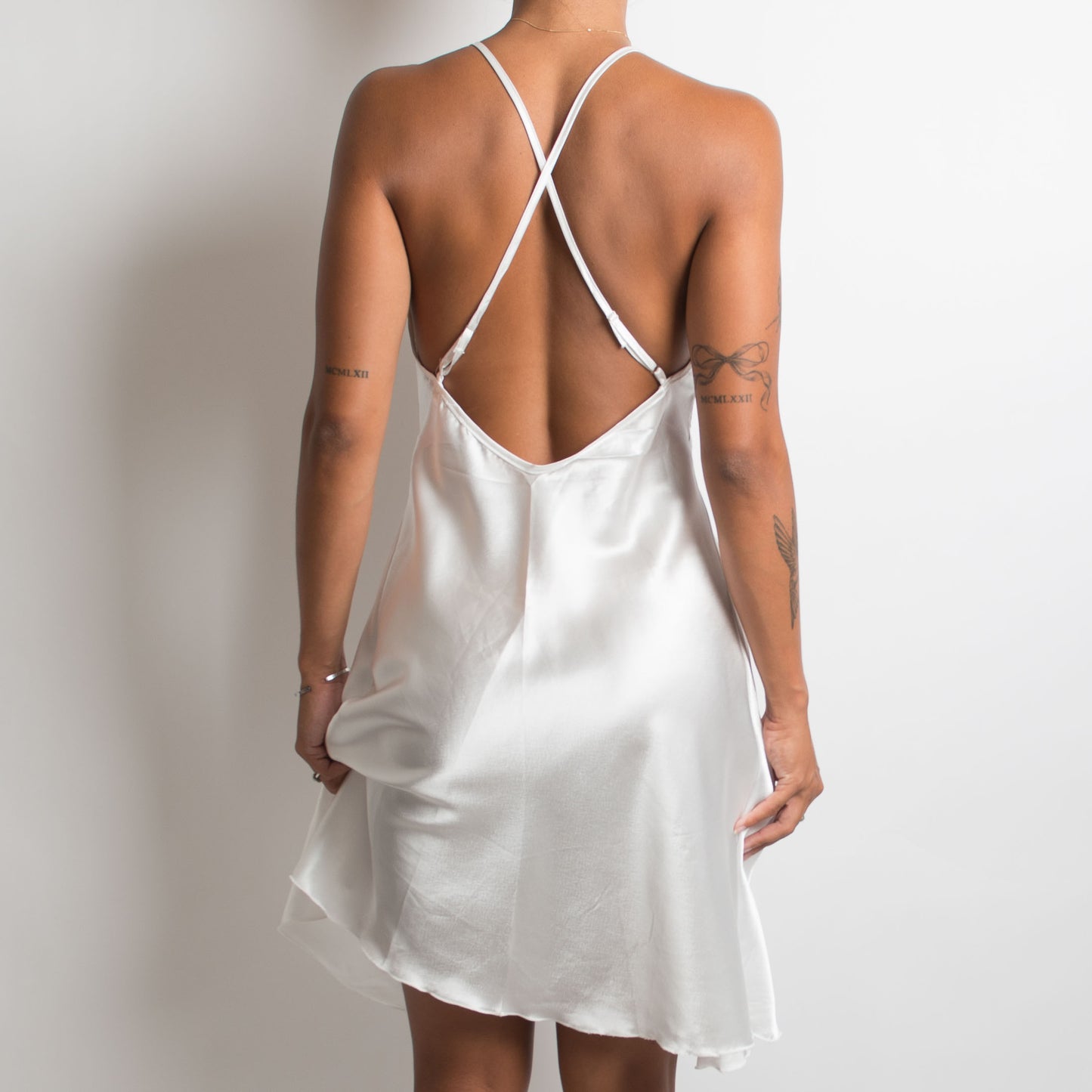 ROBE EN SATIN BLANCHE