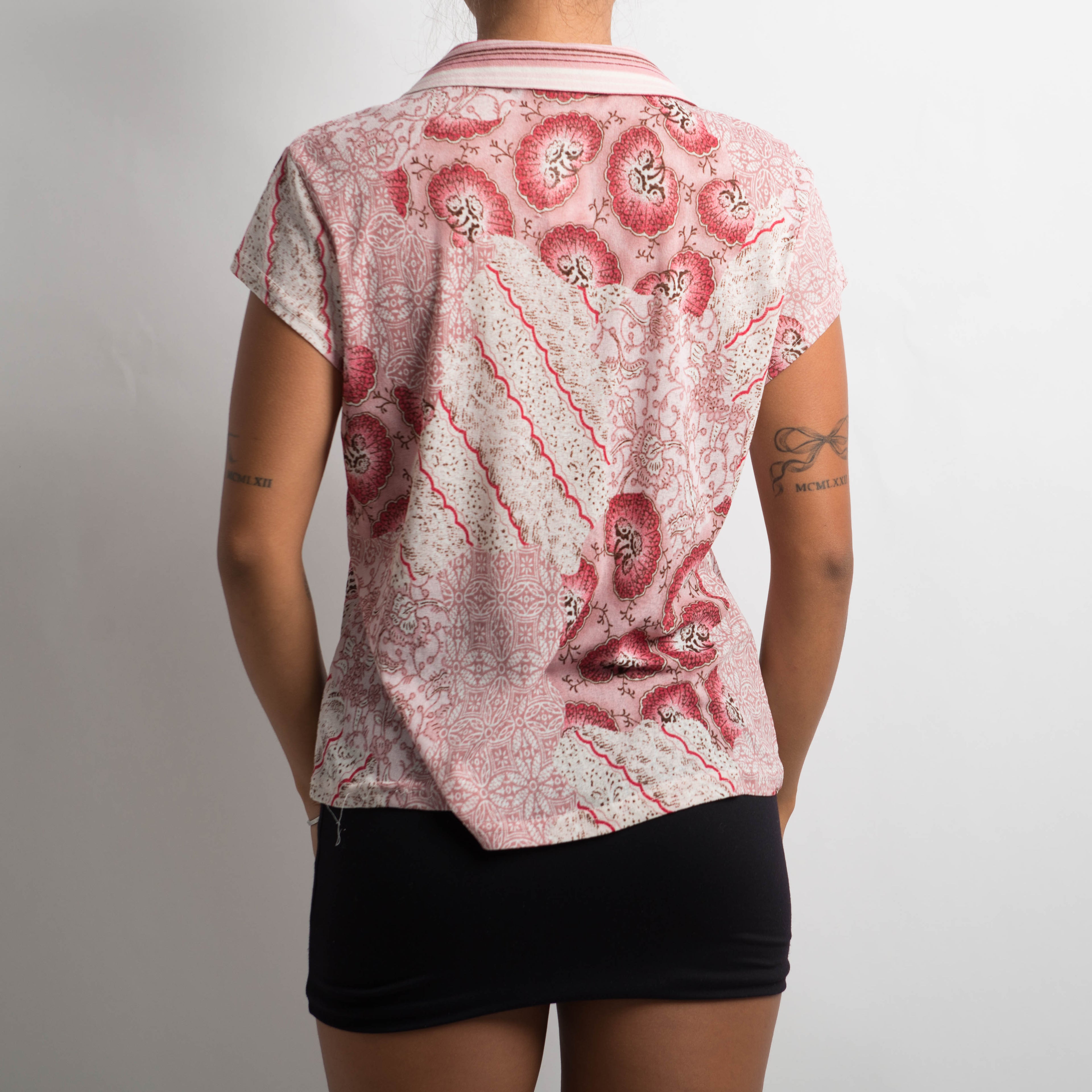 PRINTED MESH COLLAR TOP