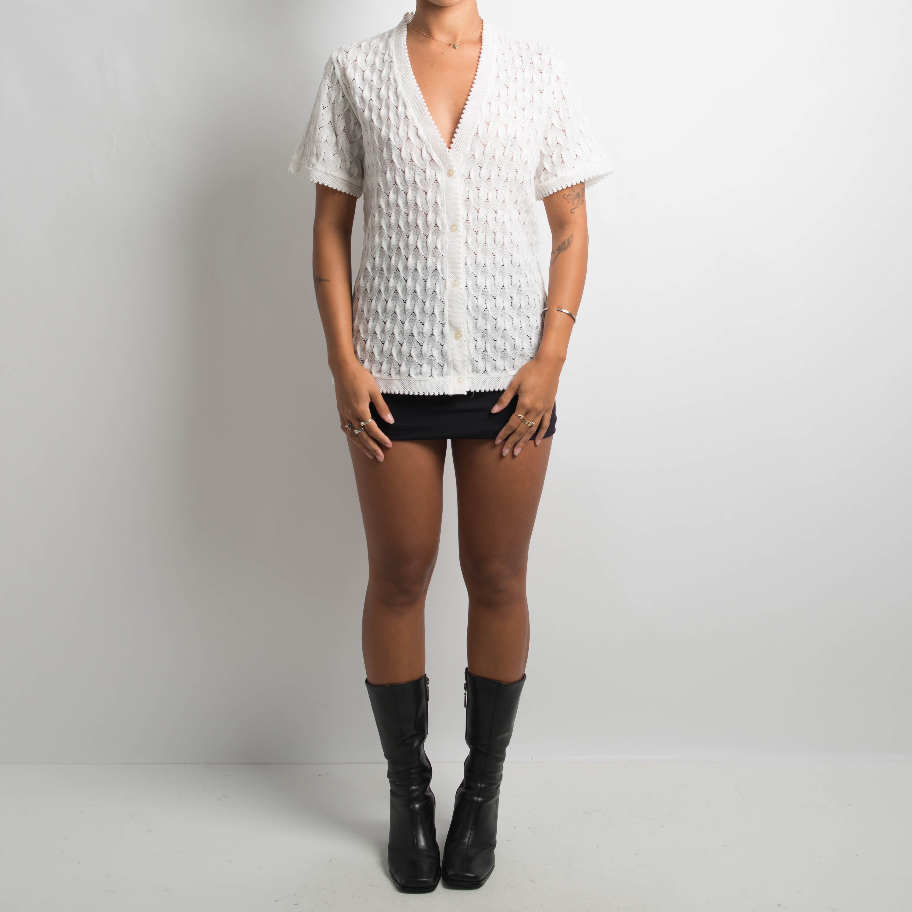 WHTIE CROCHET KNIT TOP